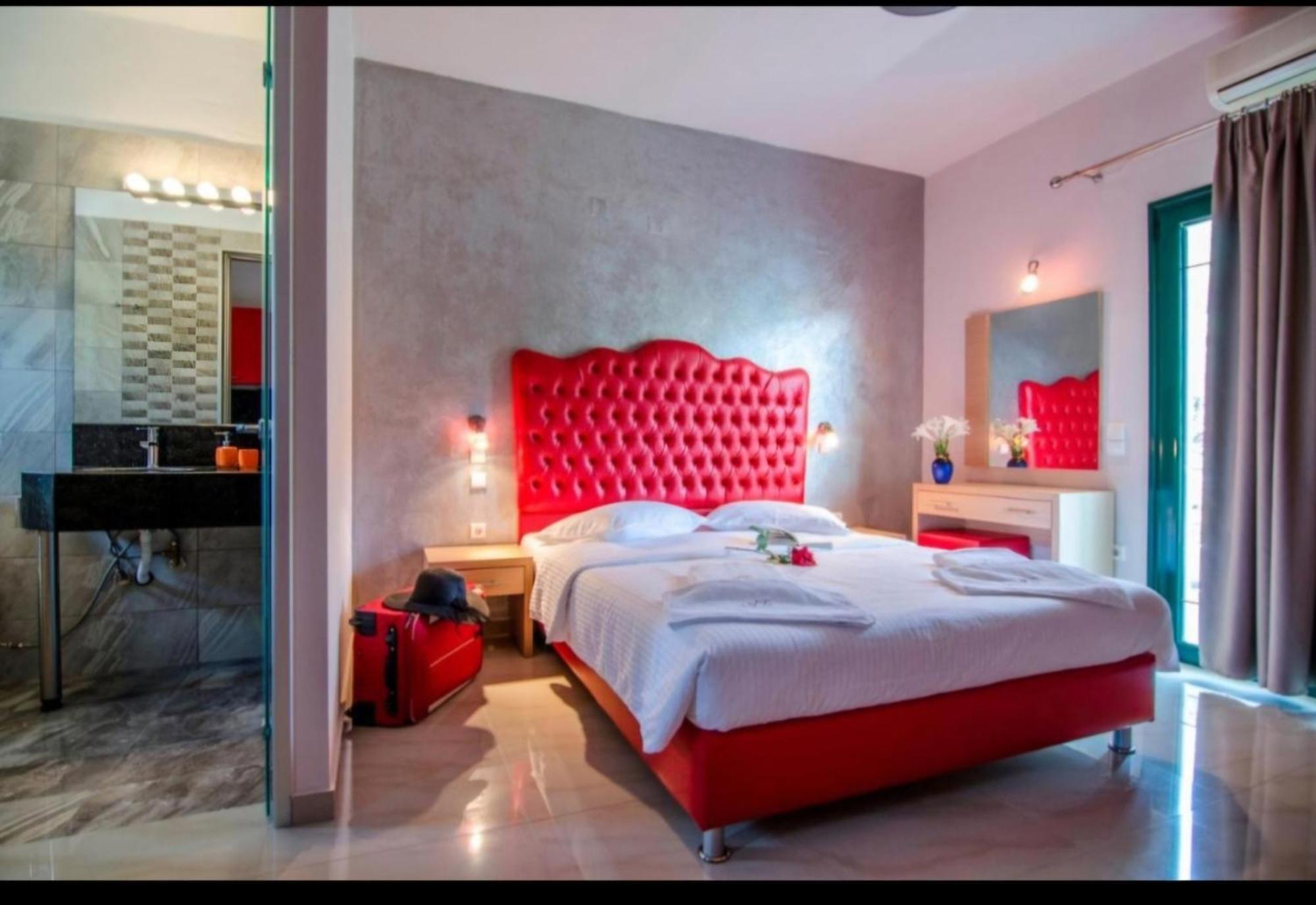Aparthotel Aristidis Garden 2*