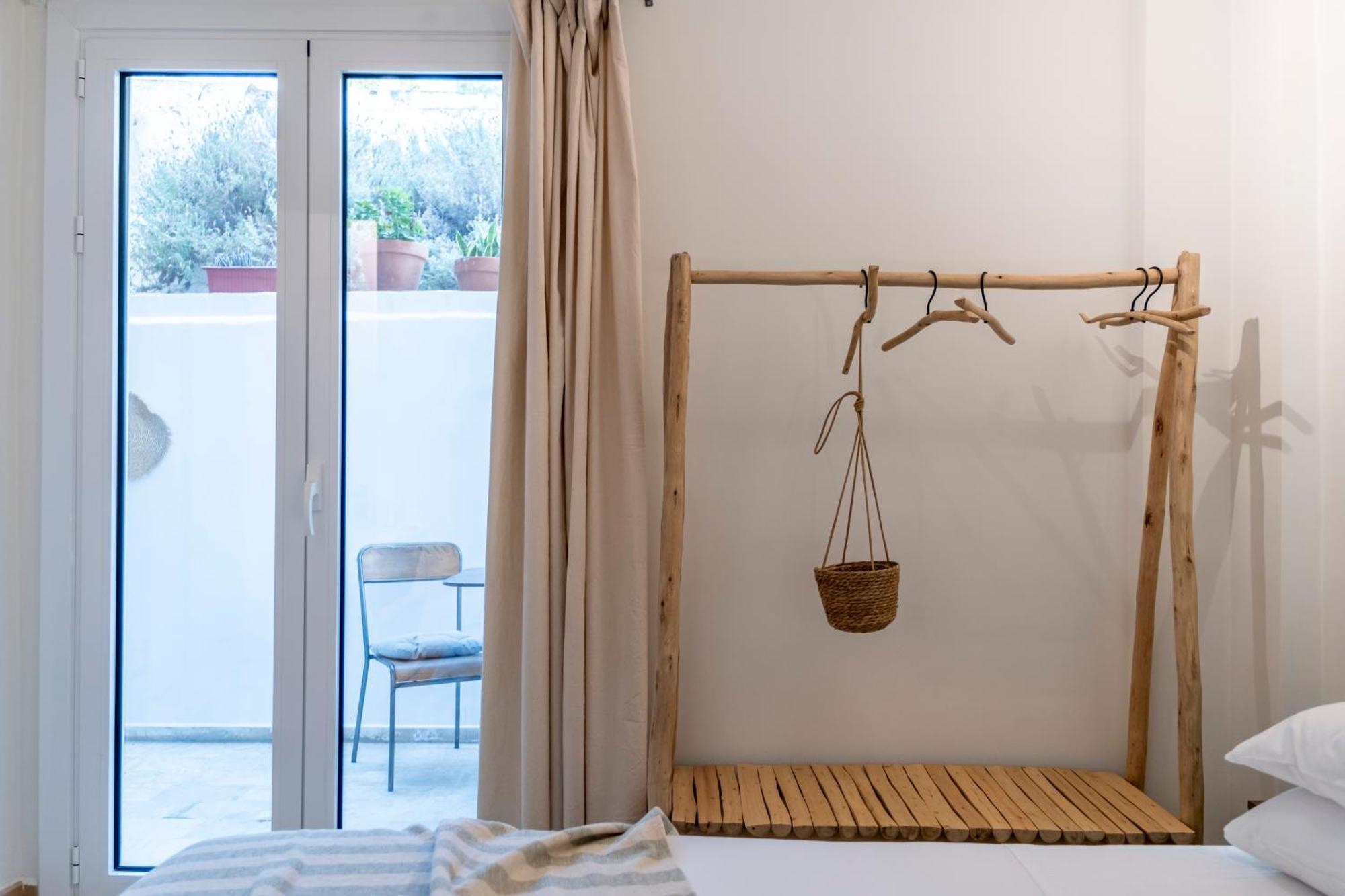 Ammos Guest house