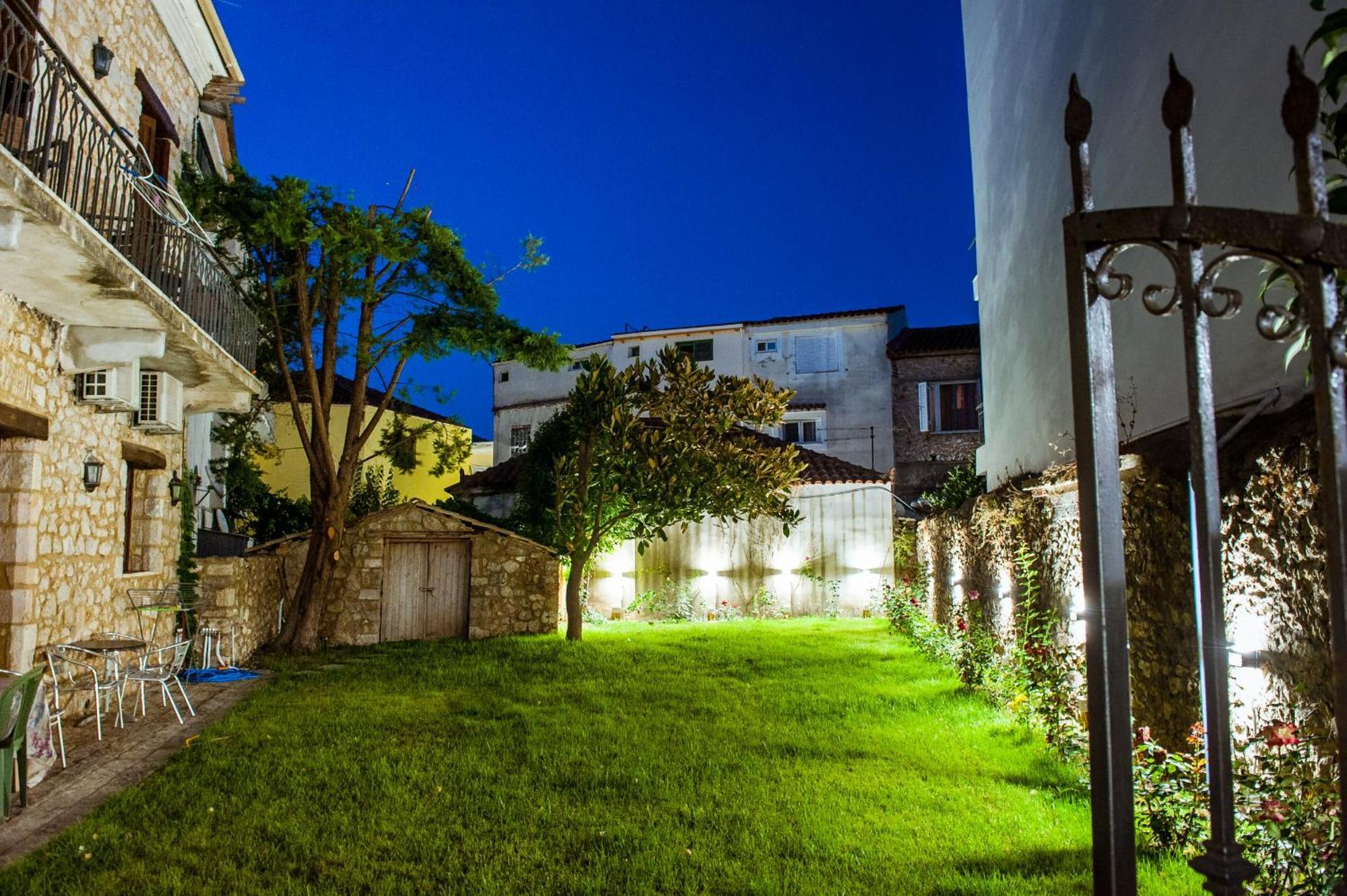 Seafront Stone Hotel Vonitsa