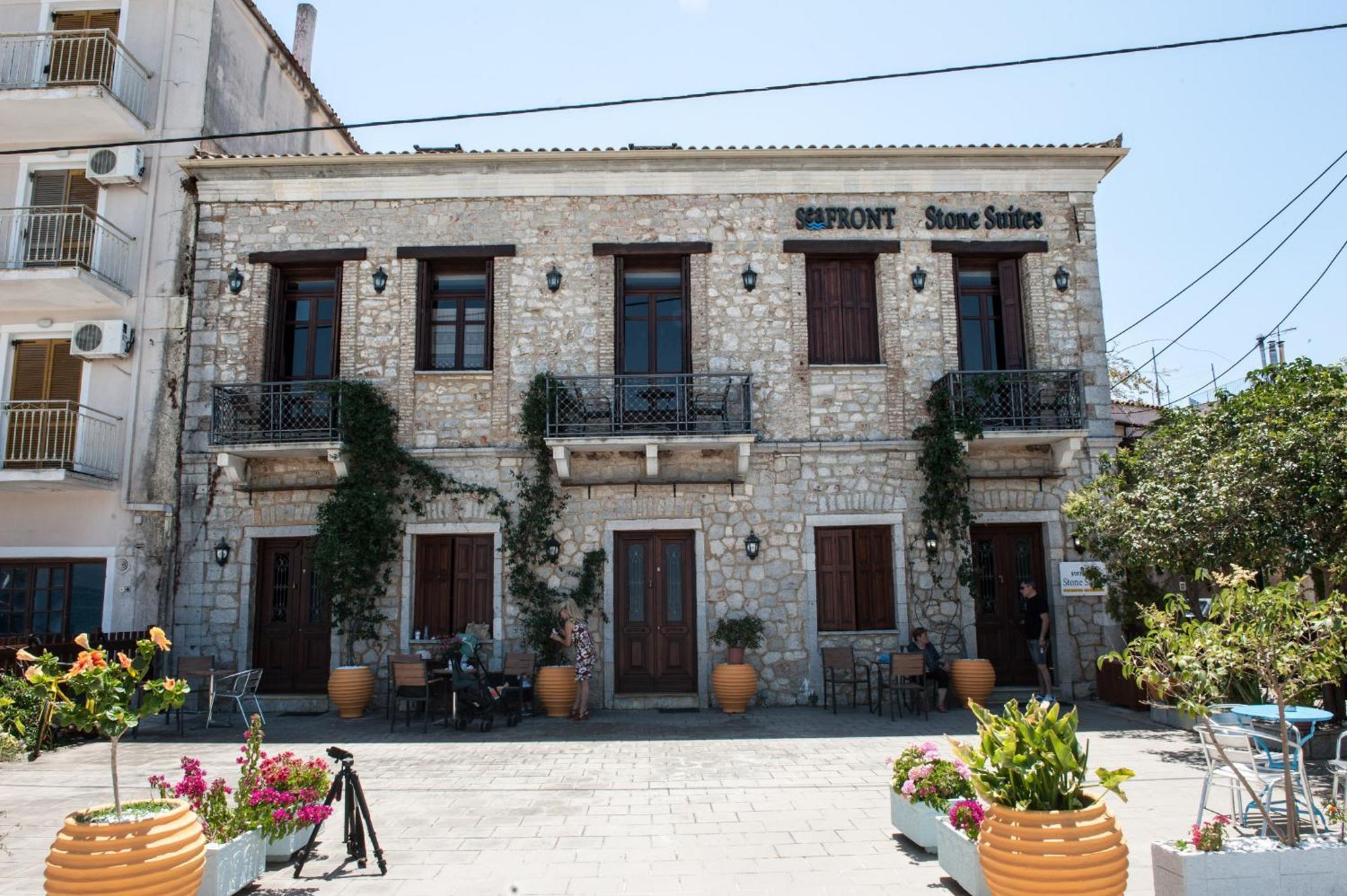 Hotel Seafront Stone 2*