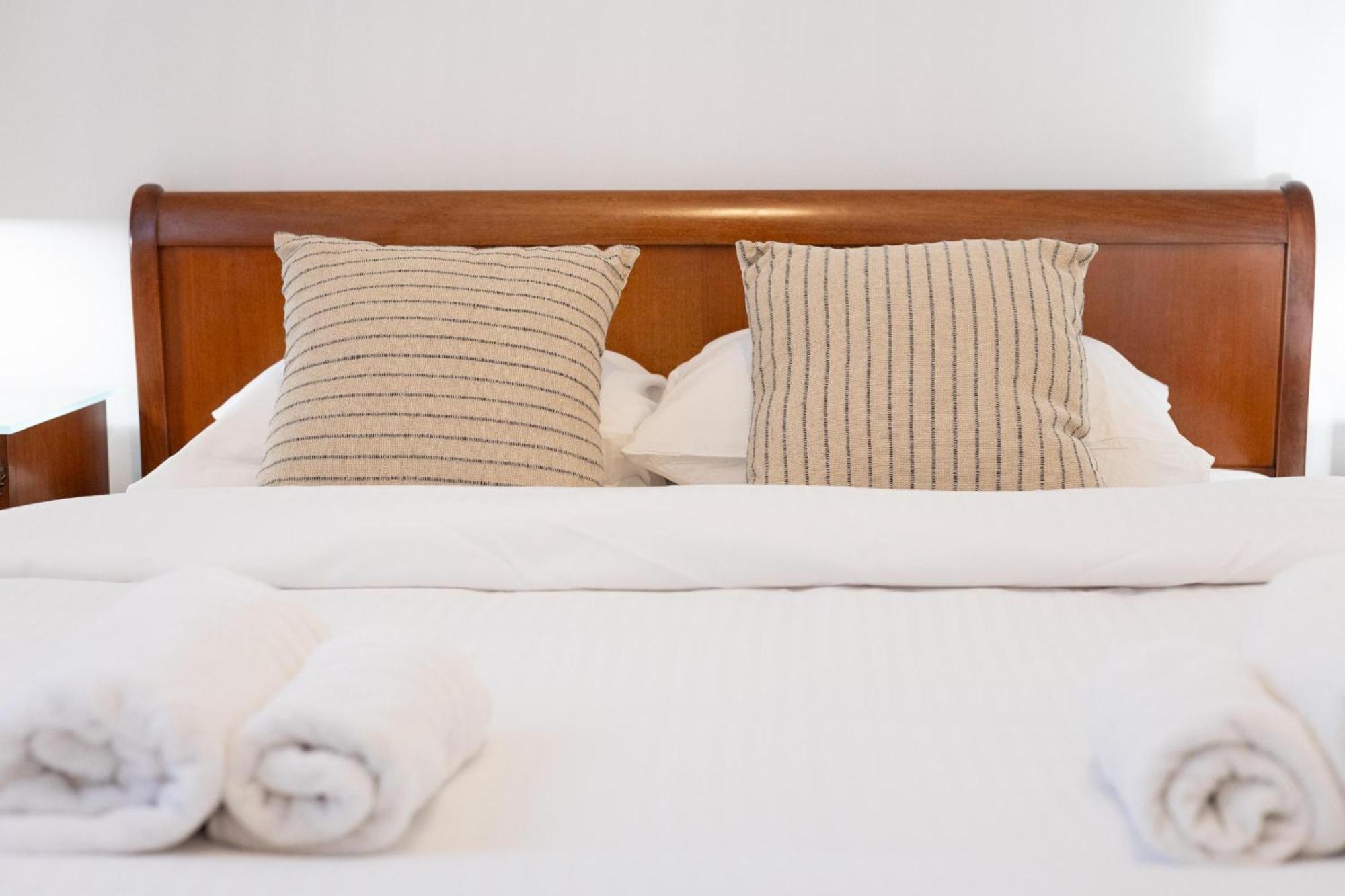 Luxury And Spacious For 6 Guests Apartment *