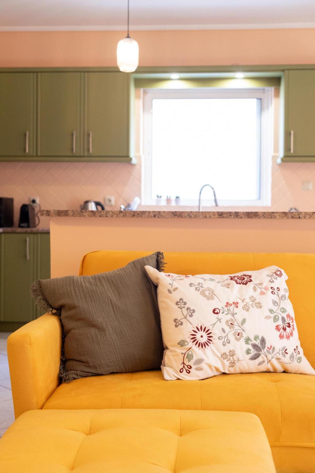 Luxury And Spacious For 6 Guests Apartment Athens