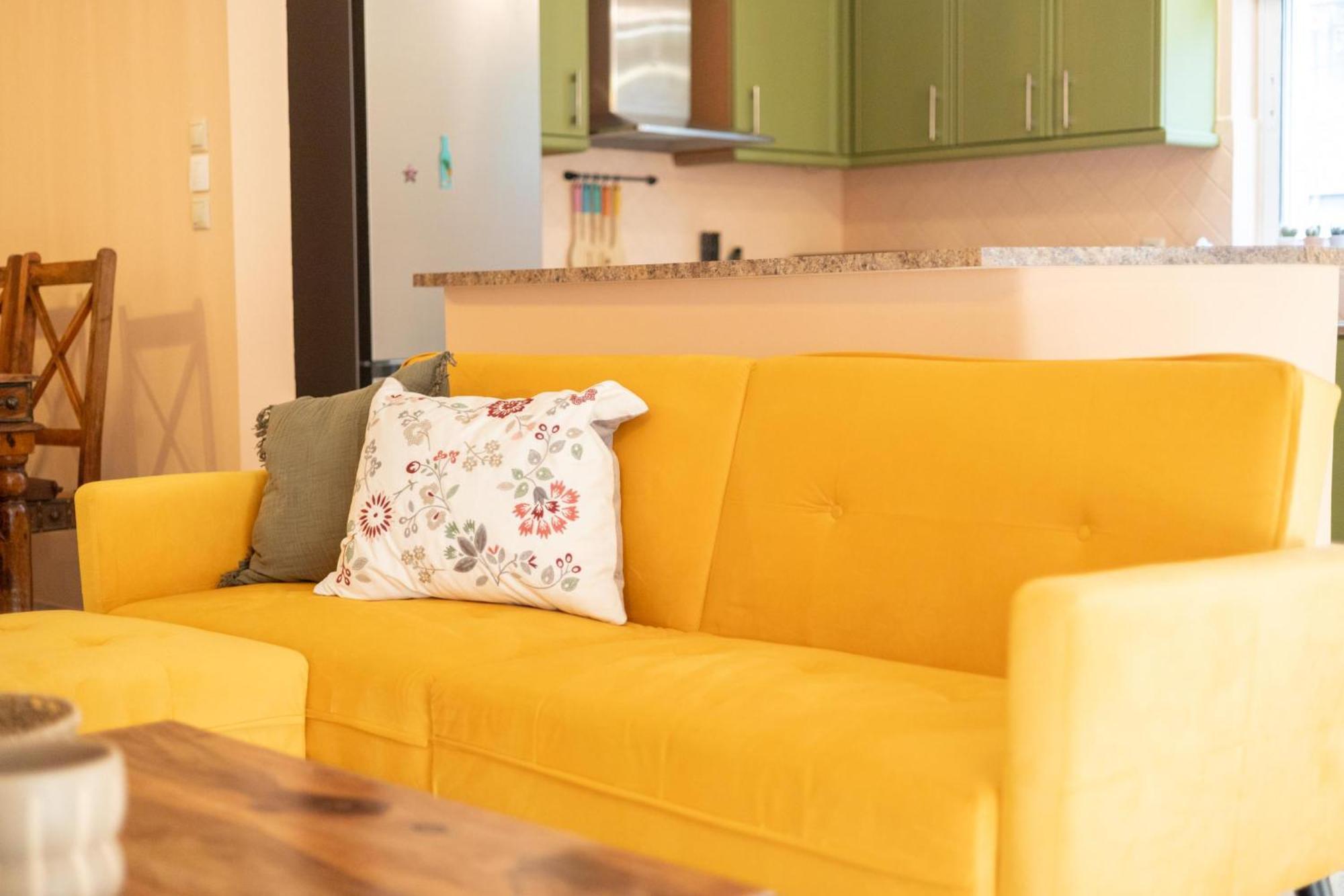 Luxury And Spacious For 6 Guests Apartment