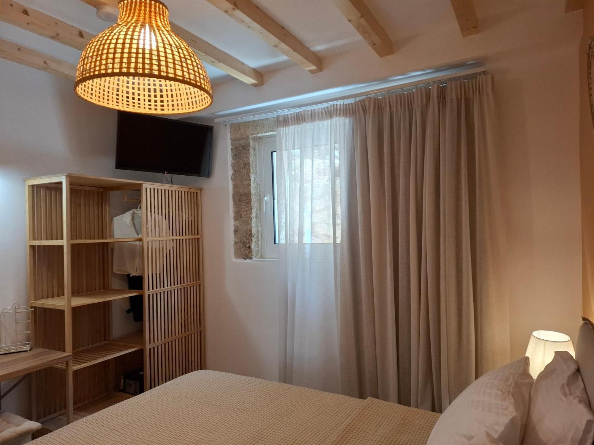Pnoes Lefkada Villa *