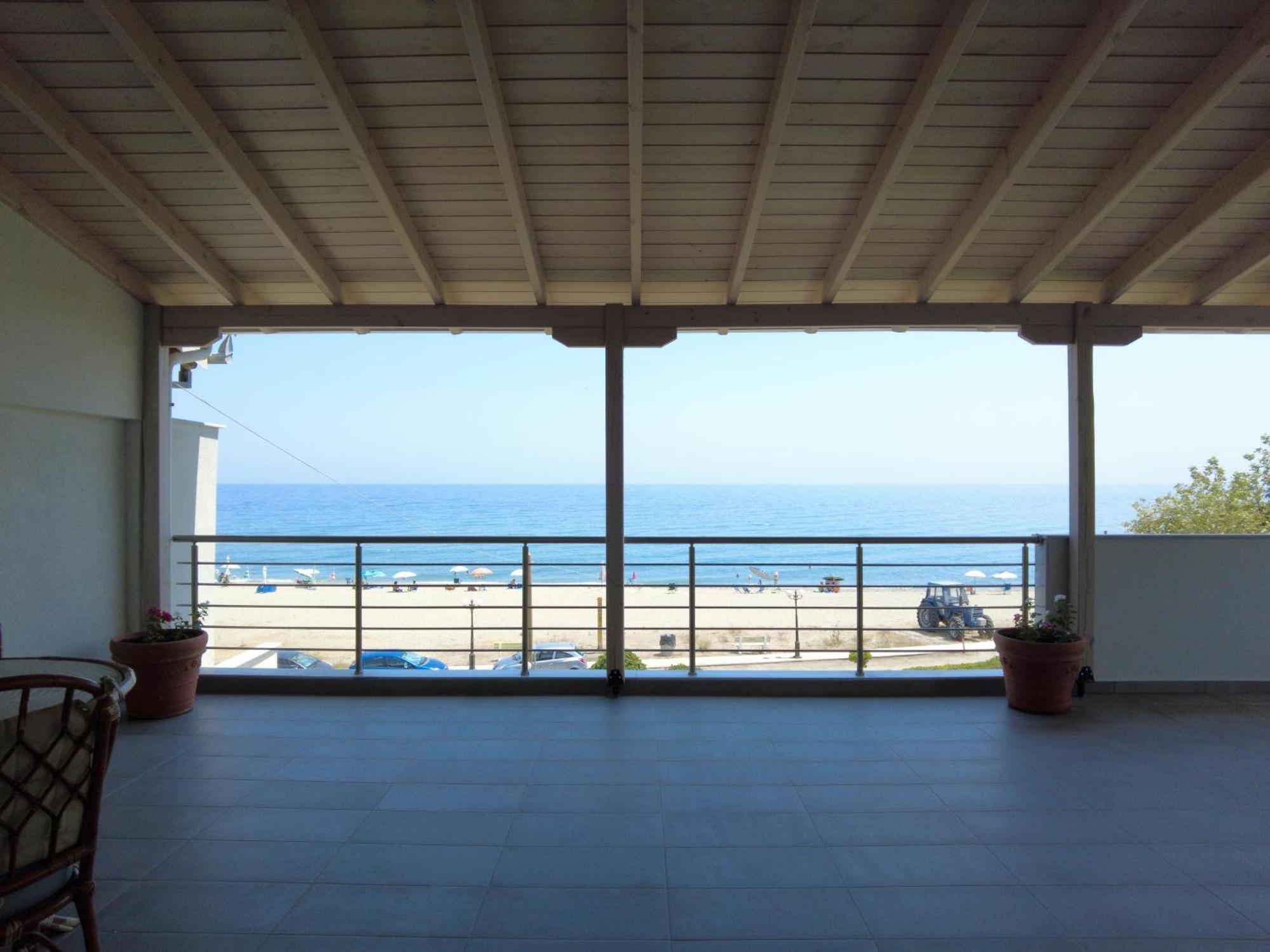 Kavadias Sea View 3 Paralia Skotinis