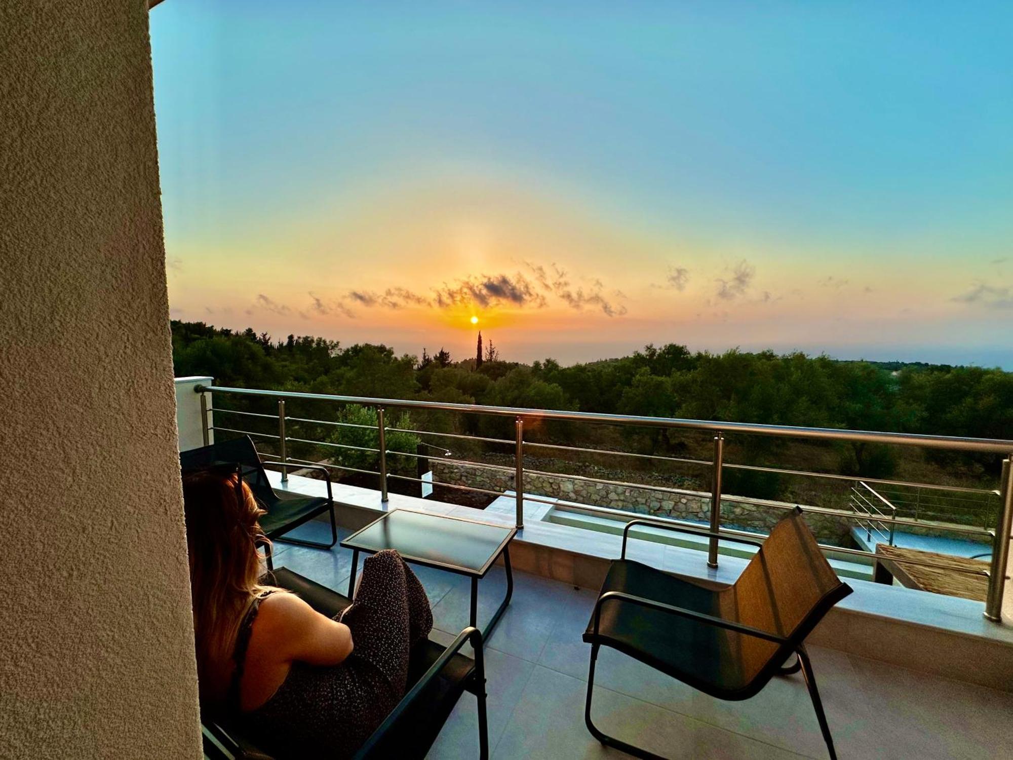Villa Calmia Fine Living