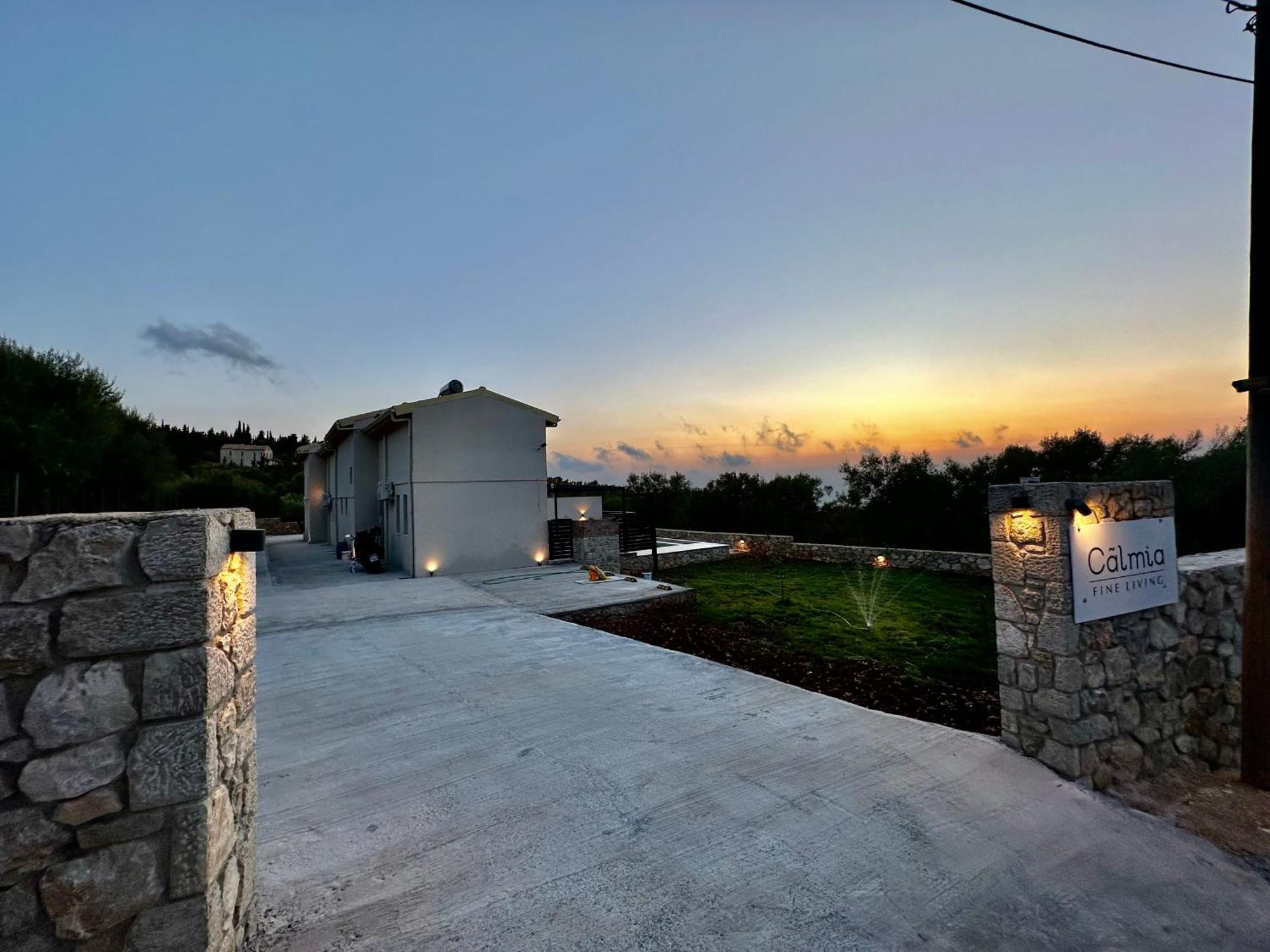 Calmia Fine Living Villa