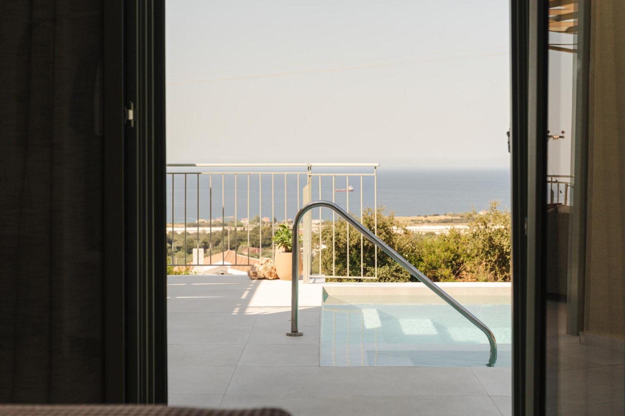 Artemis Seaview - Private Pool, Jacuzzi Luxury Special Offer Villa