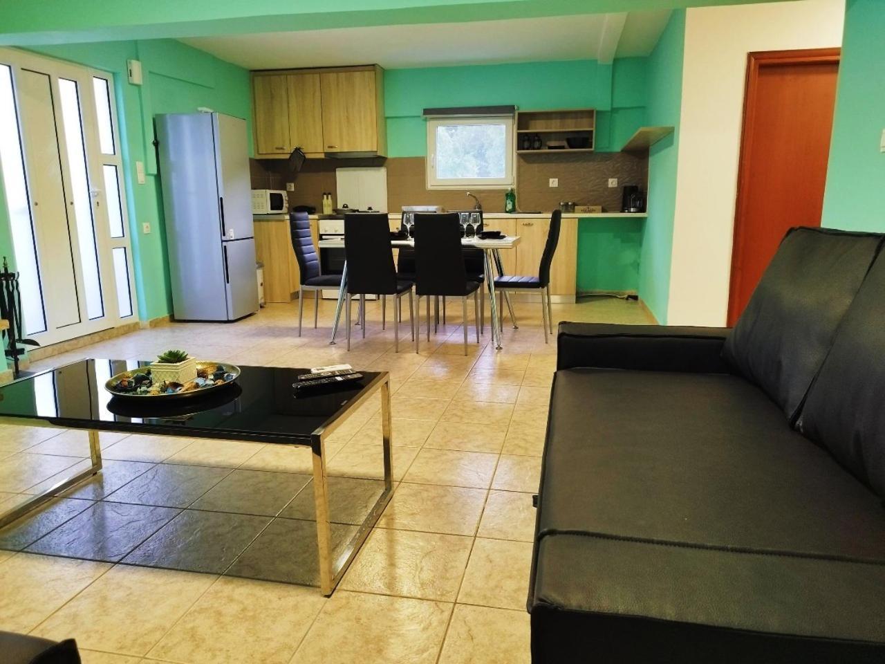 Apartment Sleepili Vrisai