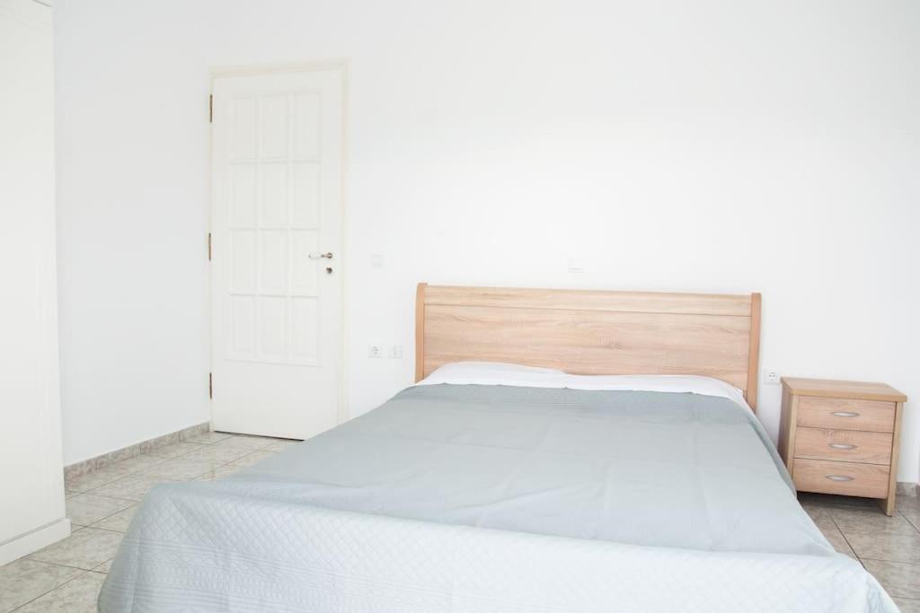 Maisonette By The Holiday home *