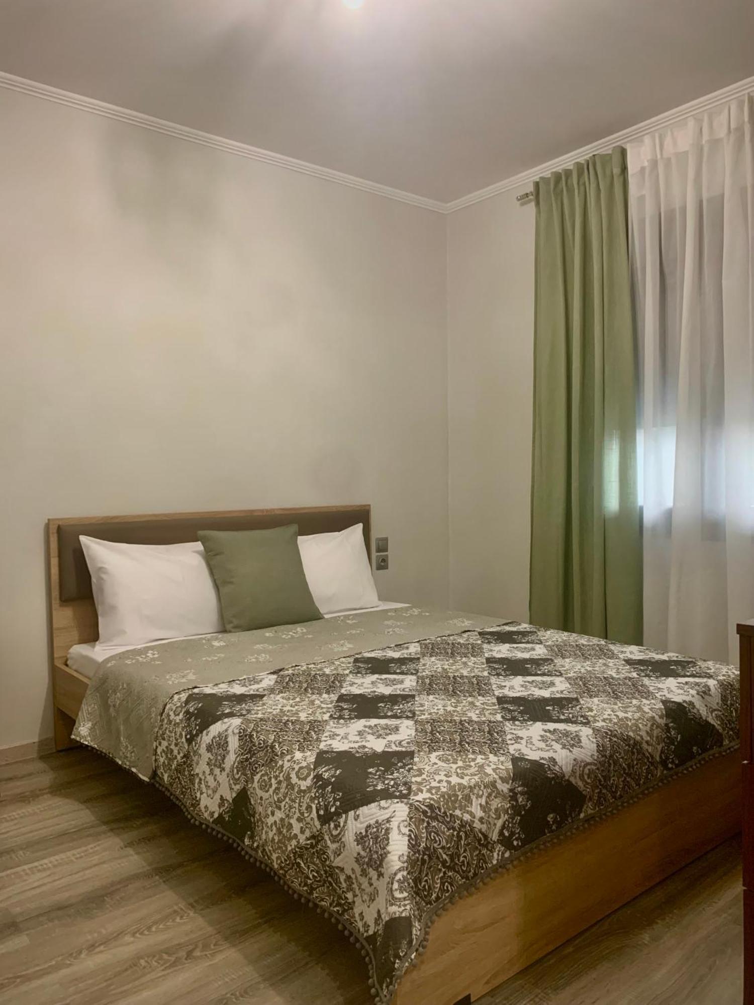 Coastal Vista Retreat 2 *