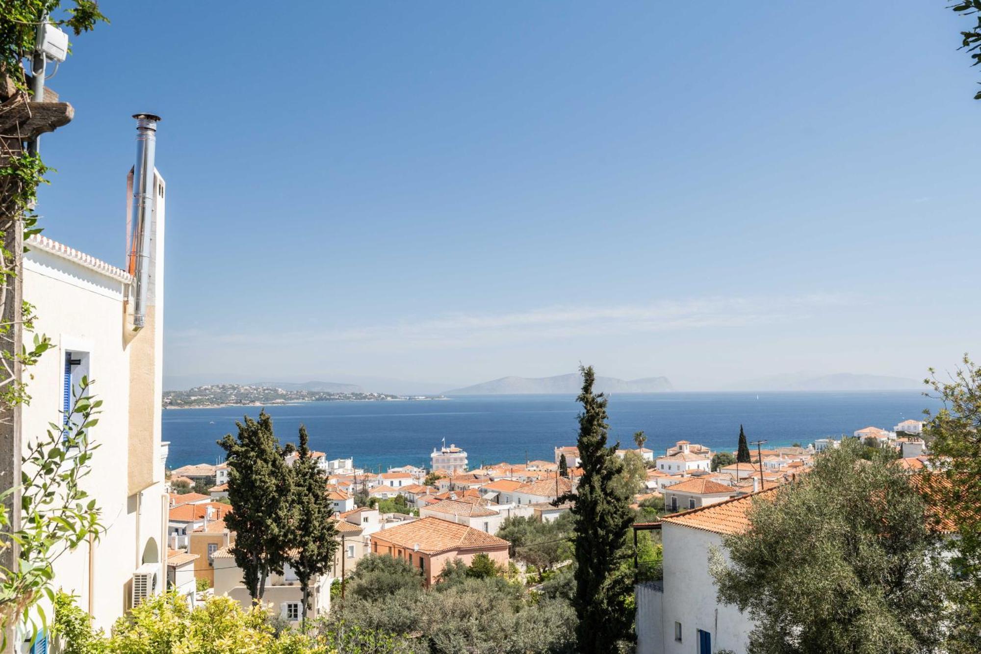 Island House In With Magic View Apartment