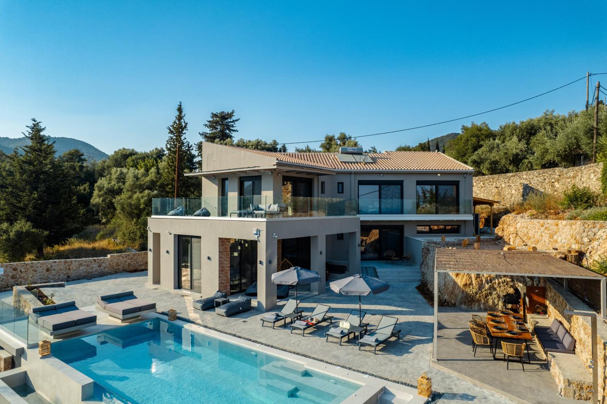 Irini's Villa Mikros Gialos