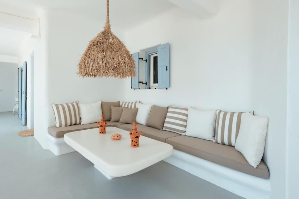 Sengi Mykonos Kalafatis