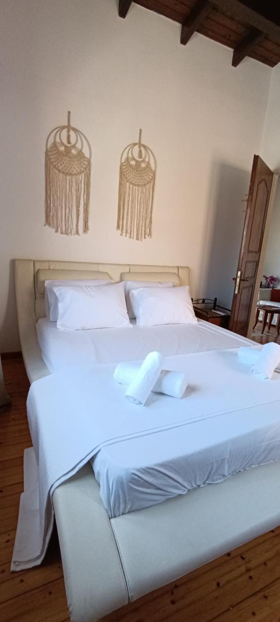 Holiday home Traditional Two Level Liapades