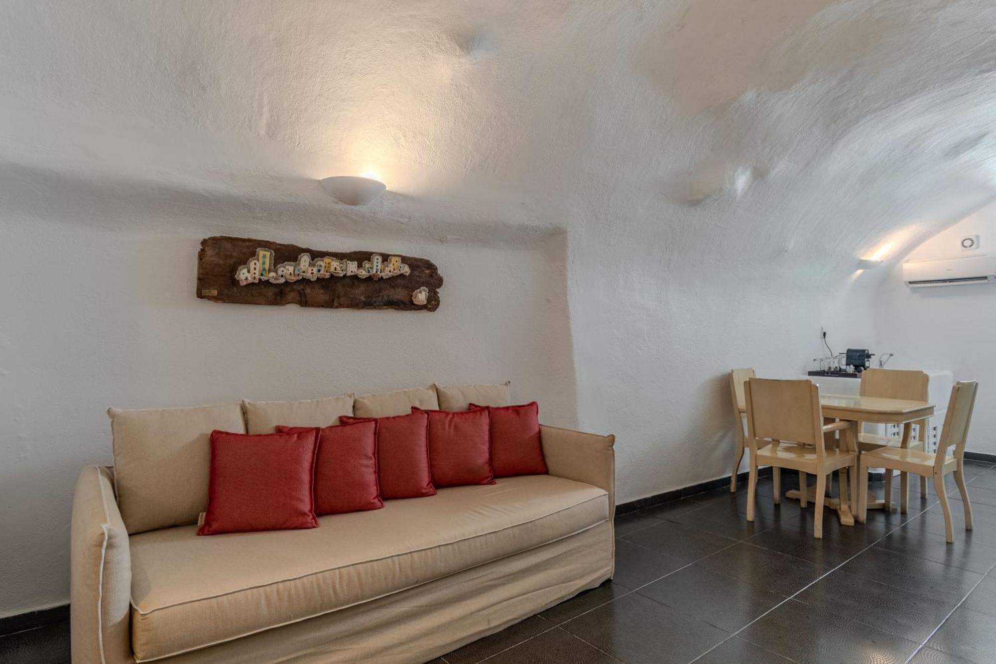 Aroma * Fira (Santorini)