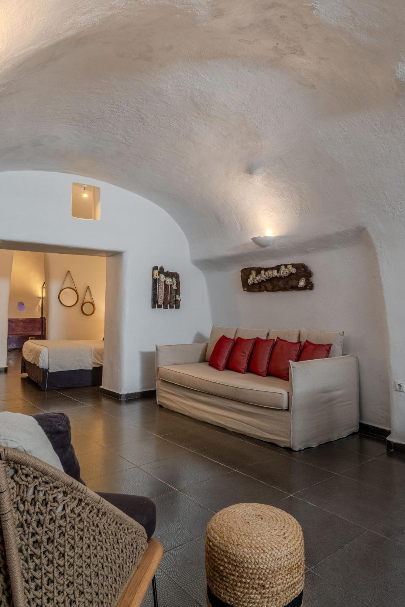 Aroma Apartment Fira (Santorini)