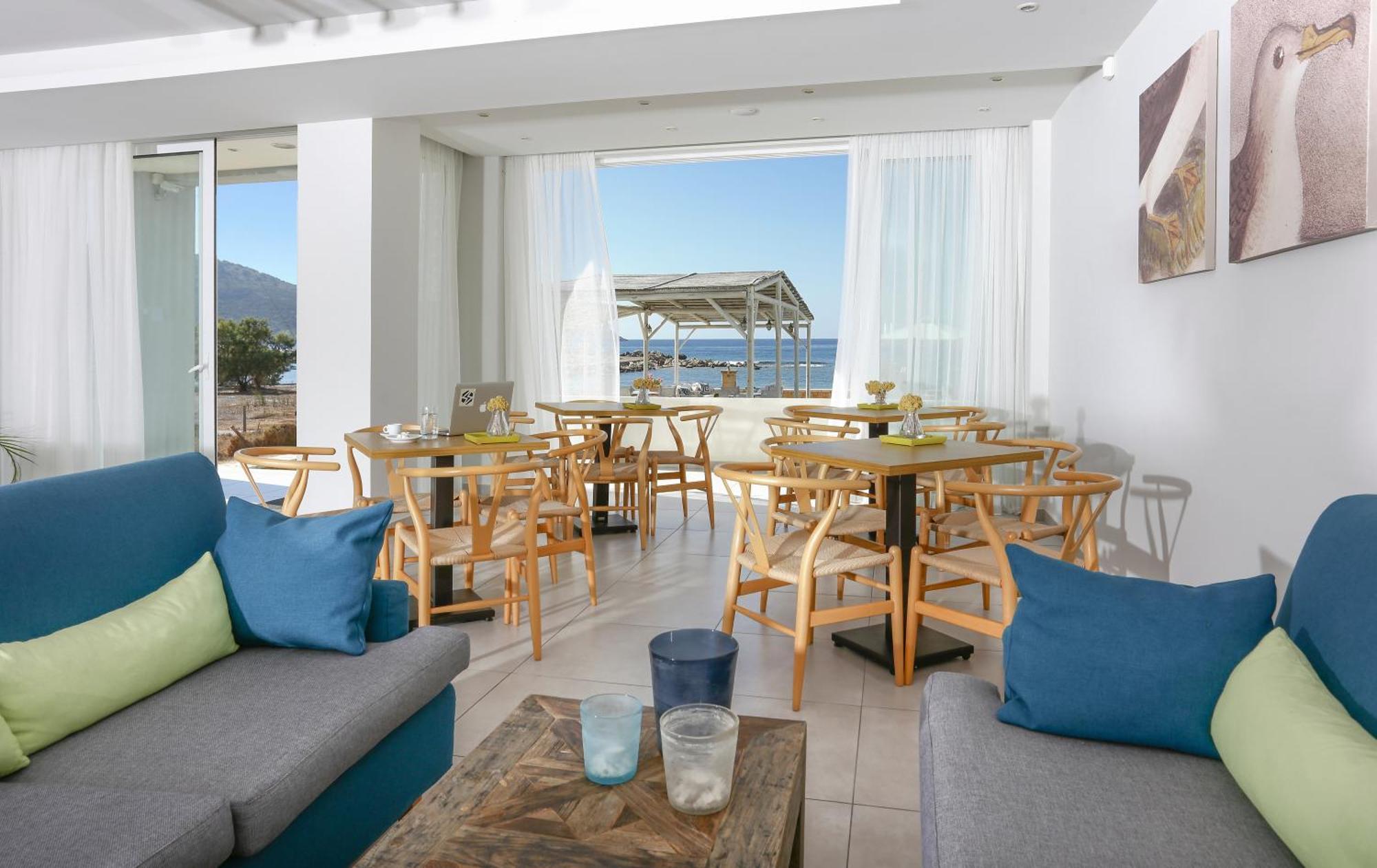 Artina Aparthotel Marathopoli