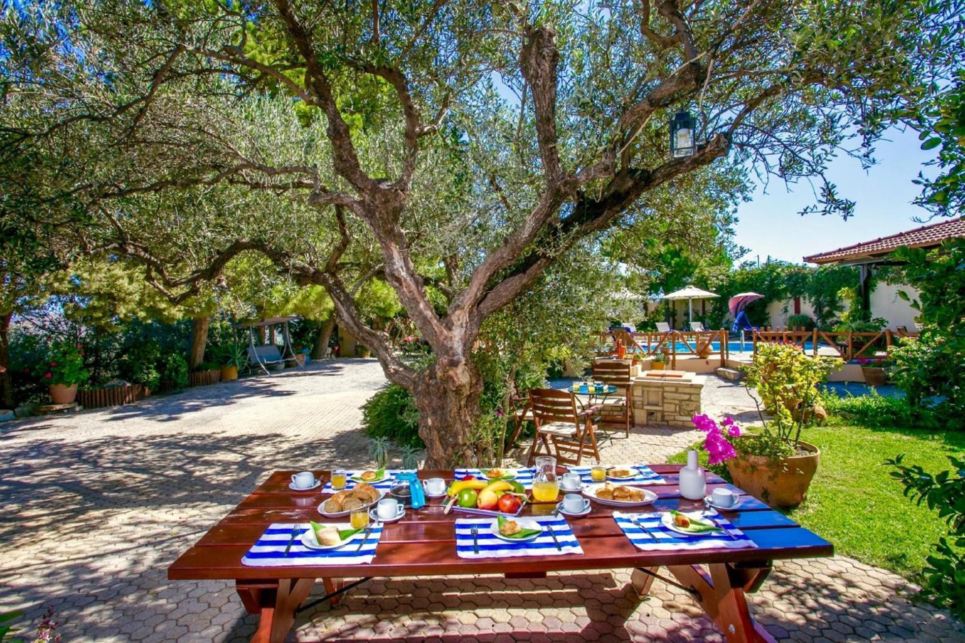 Agapi * Episkopi (Heraklion)