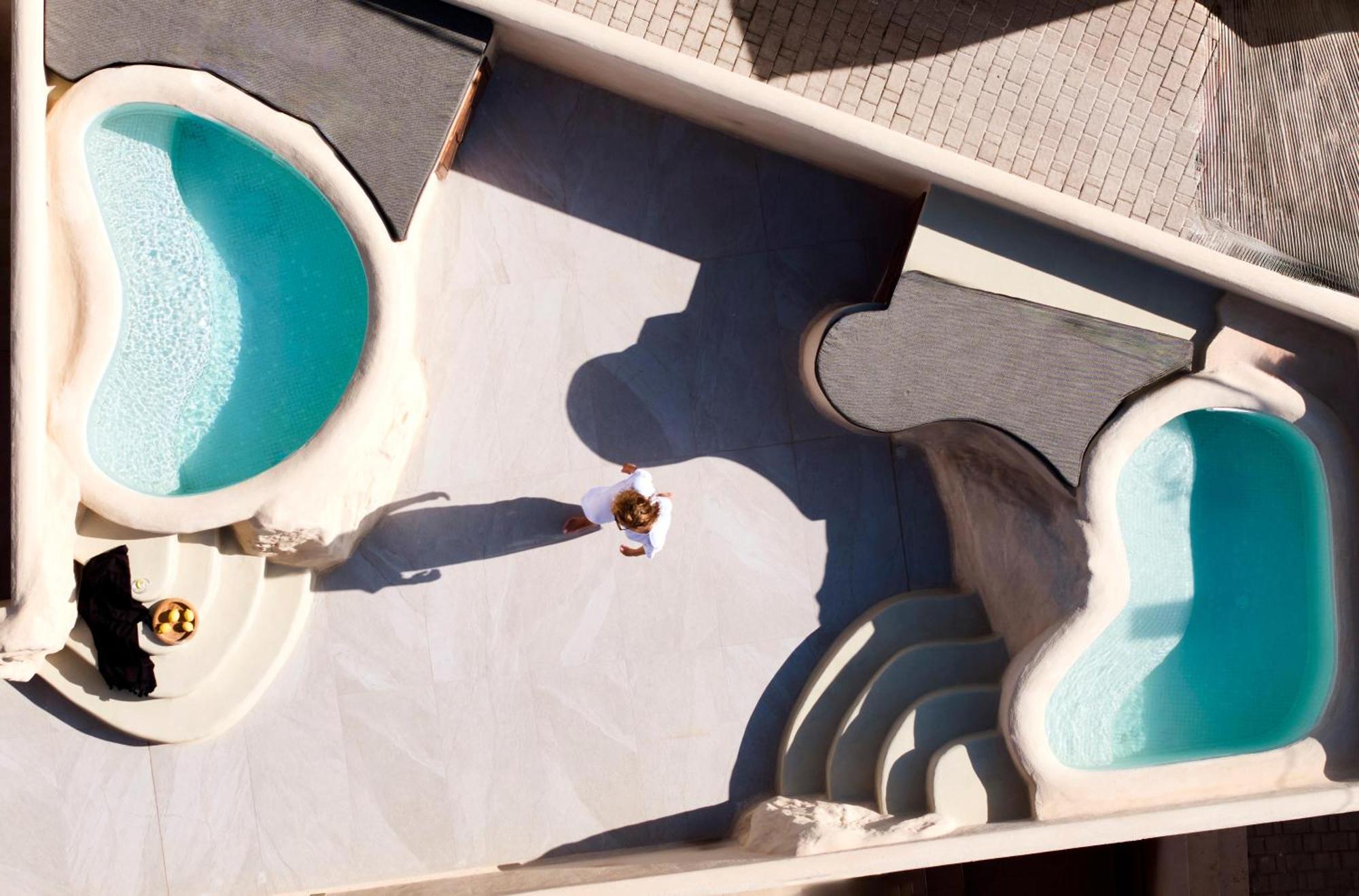 Manili Boutique Suites & Villas