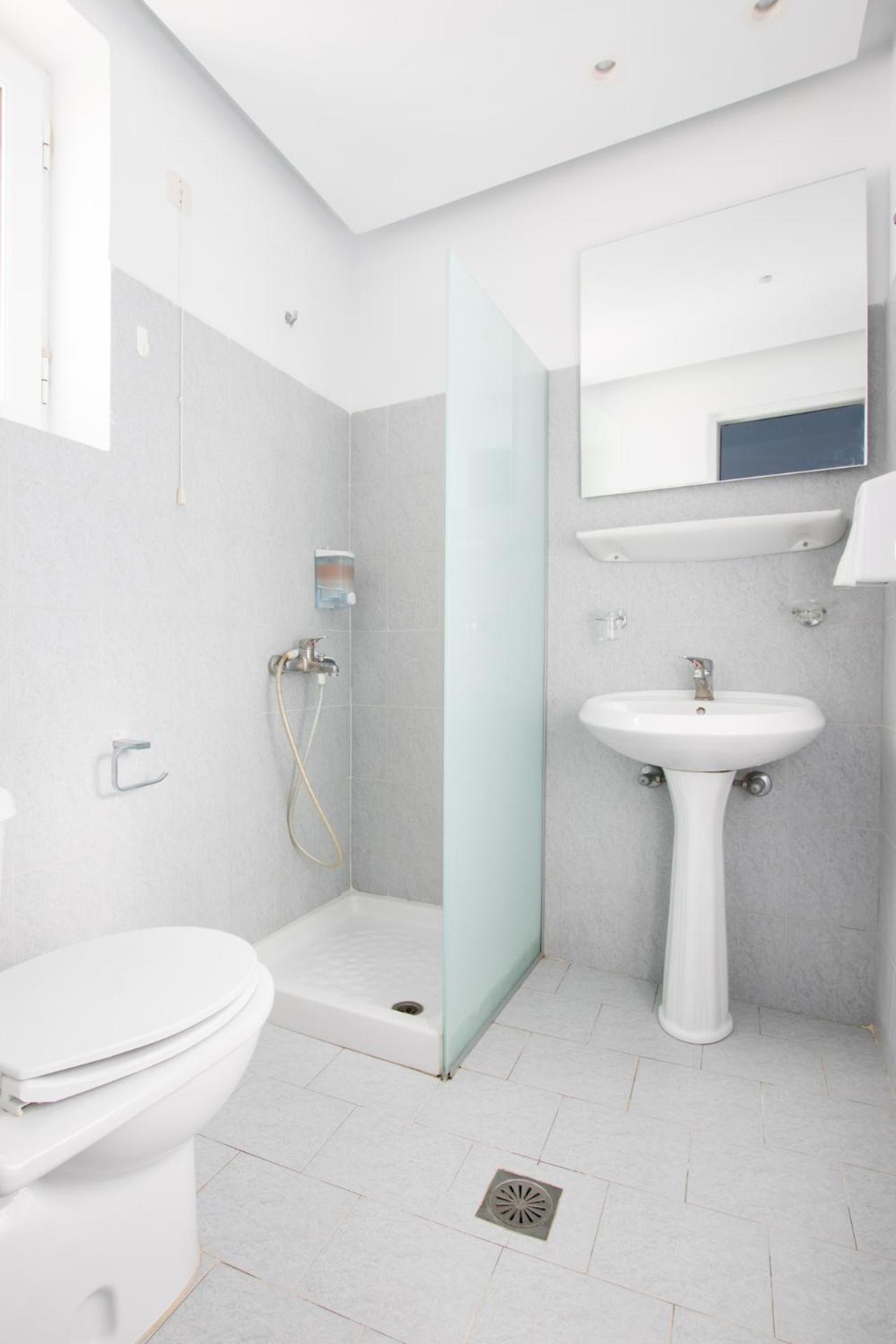 Apartment Akti *