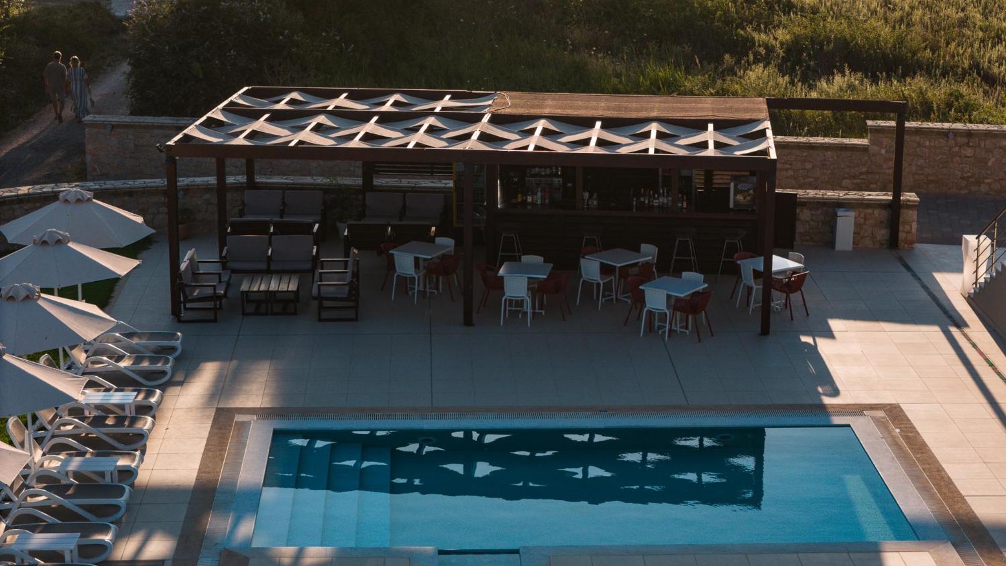 Niriides Luxury Villas