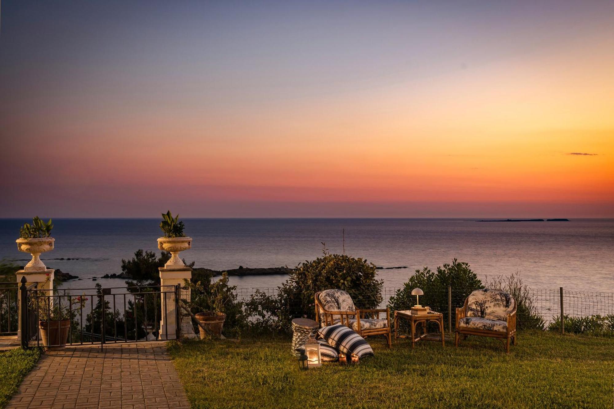 Rhoe Villa Minia