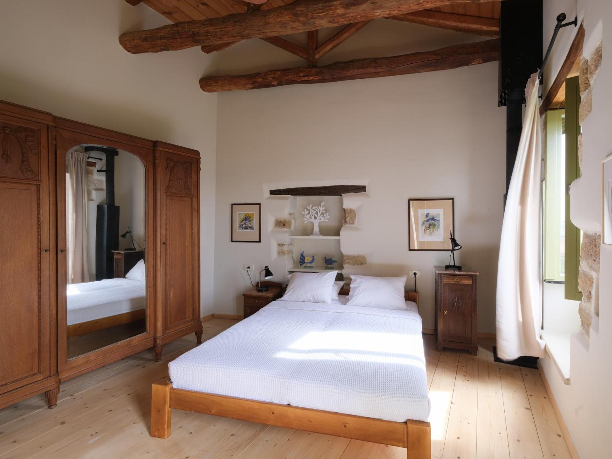Casa Olea - A Venetian Era With Courtyard Holiday home Kondomarion