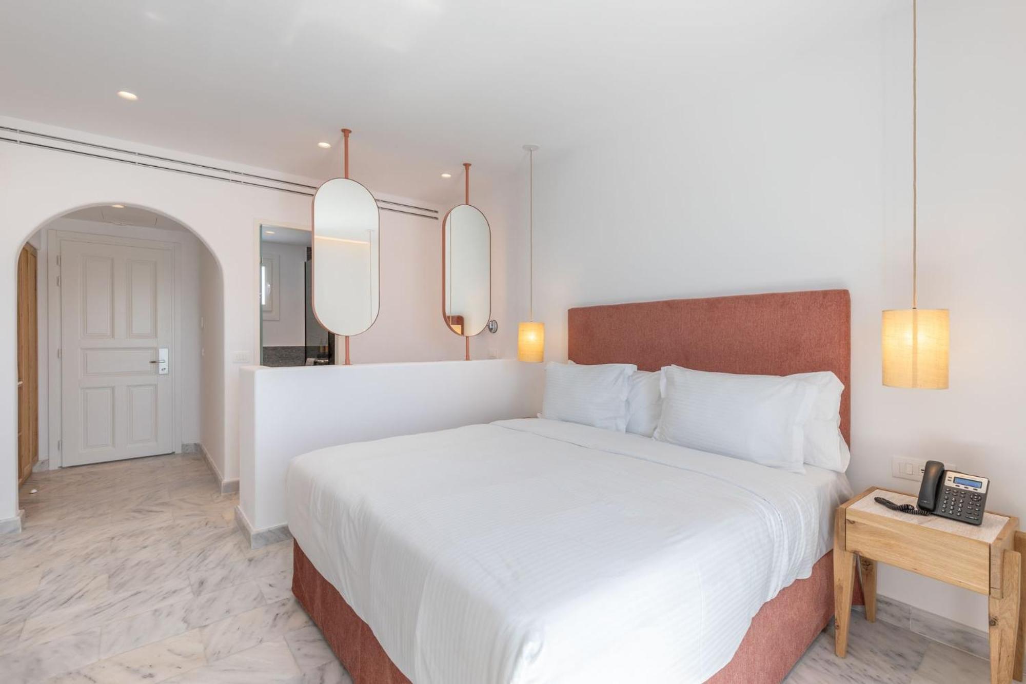 San Antonio Summerland Hotel 4*