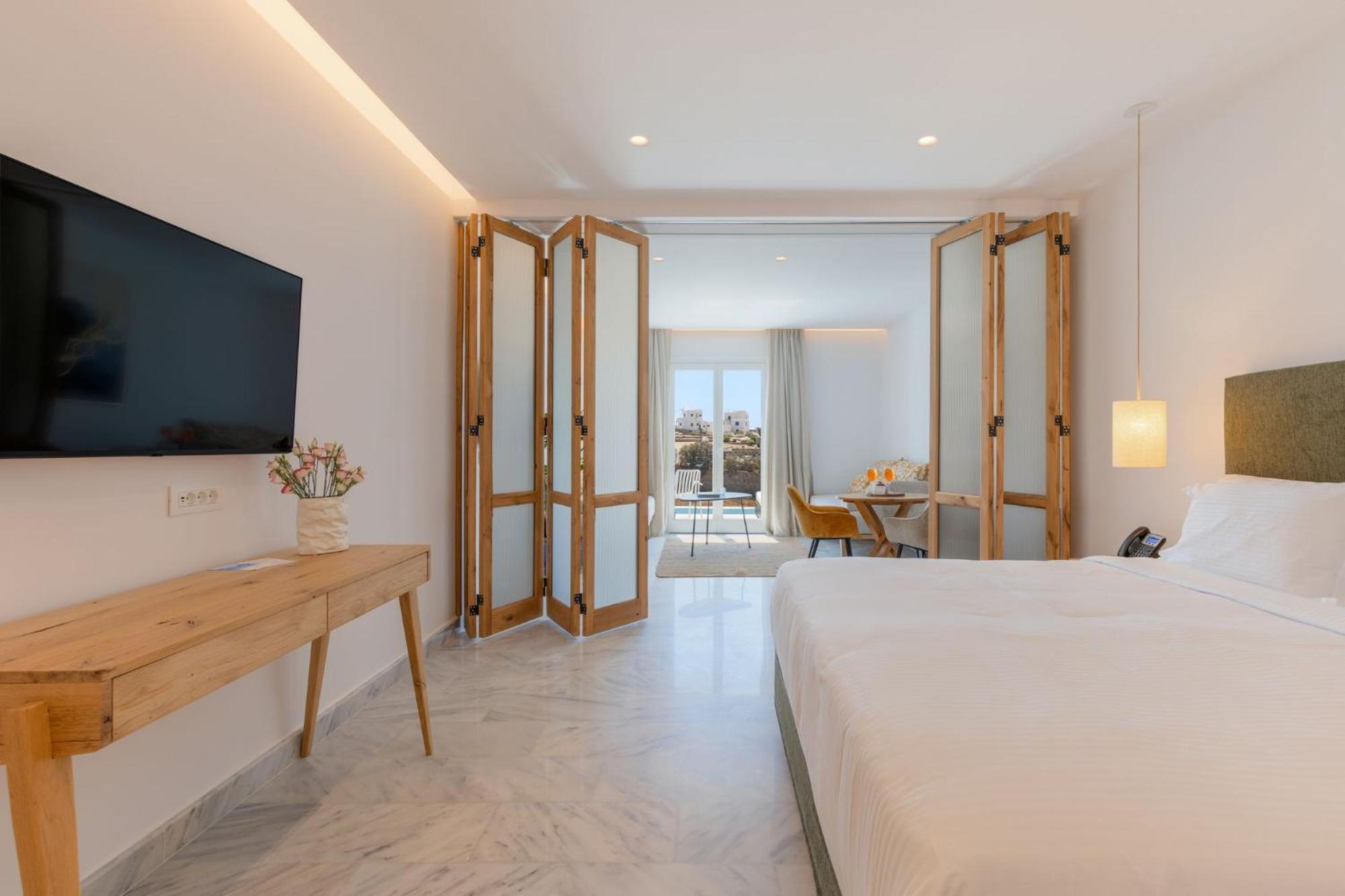 San Antonio Summerland Mykonos Town