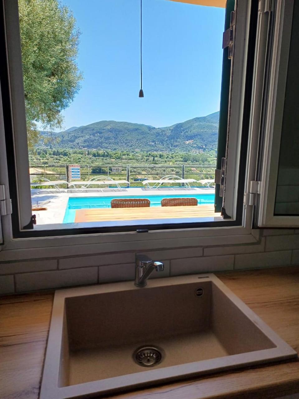 Villa Agrielia Pondi