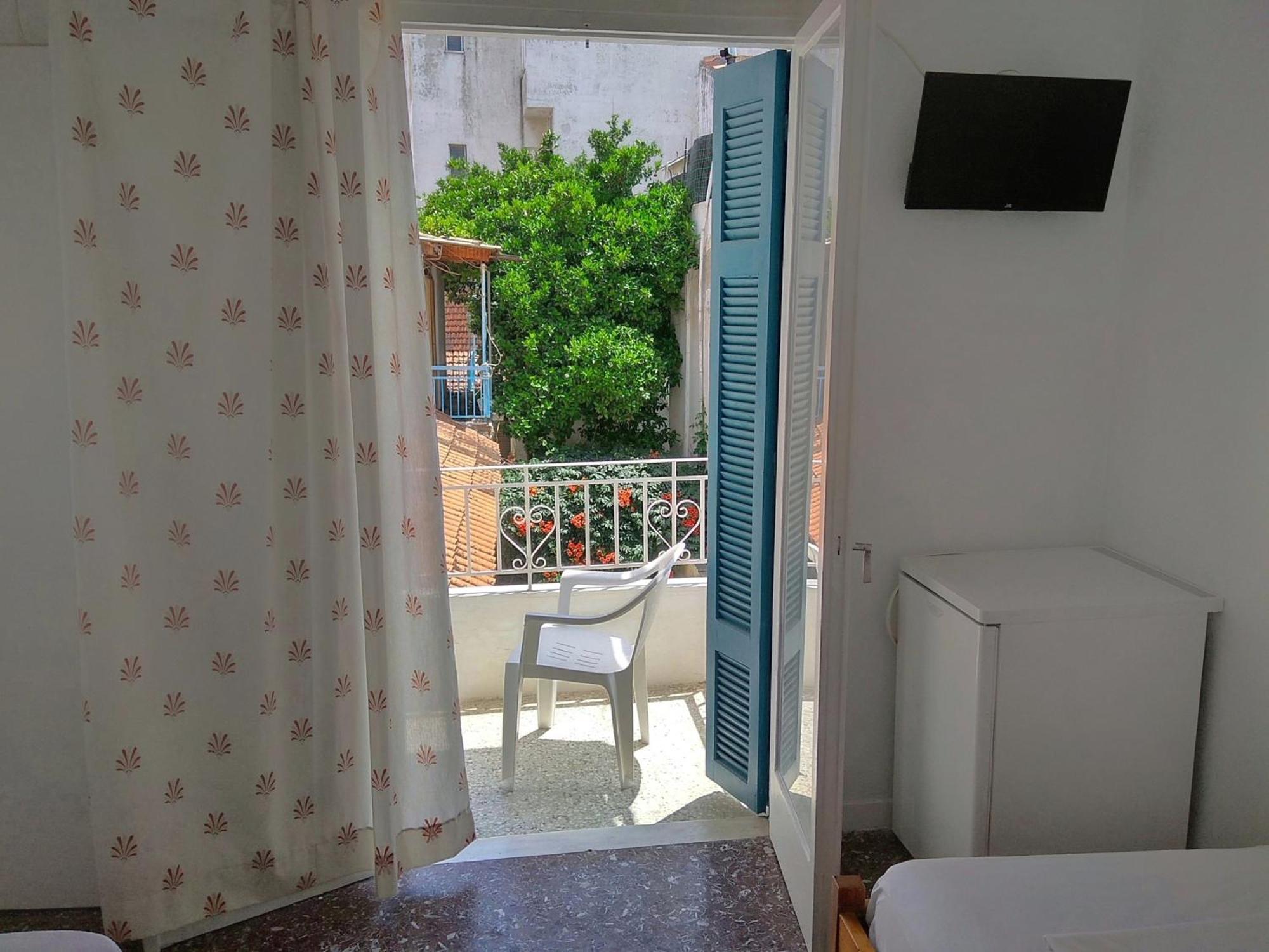 Central House * Loutra Edipsou (Evia)
