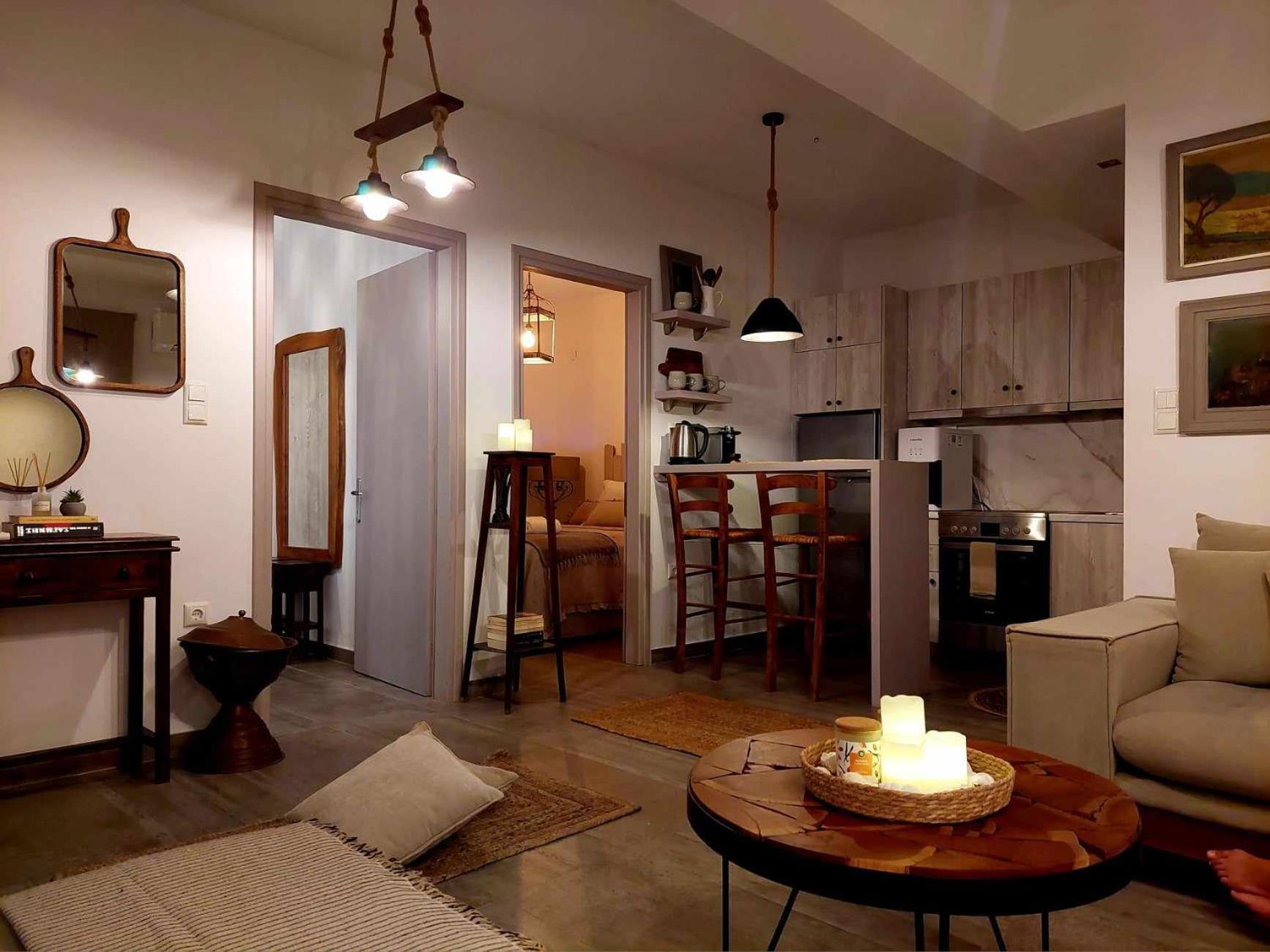 Maya Apartments, Modern And Convenient With Private Parking Apartment *