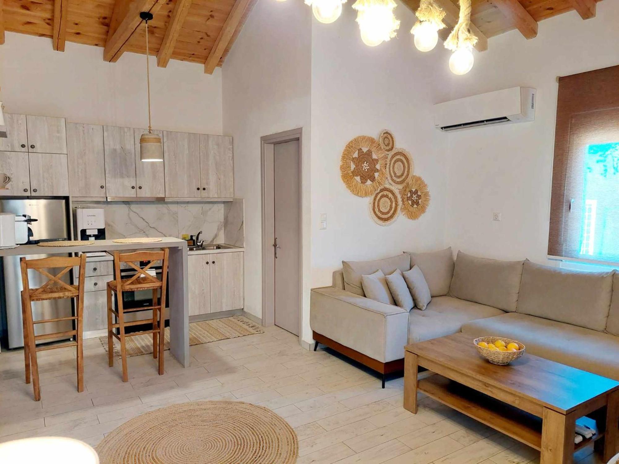 Maya Apartments, Modern And Convenient With Private Parking Apartment Skiathos Town