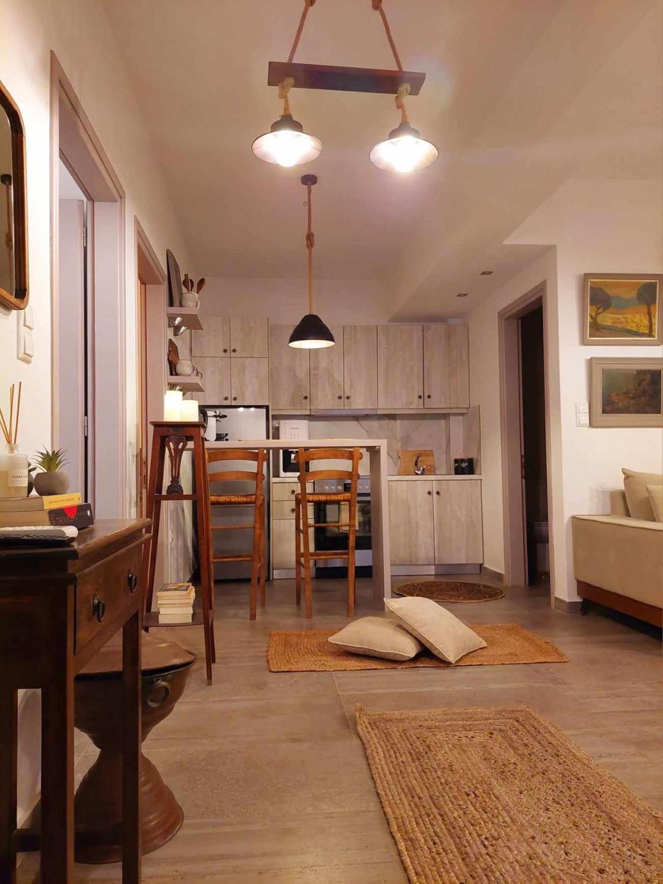 Maya Apartments, Modern And Convenient With Private Parking * Skiathos Town