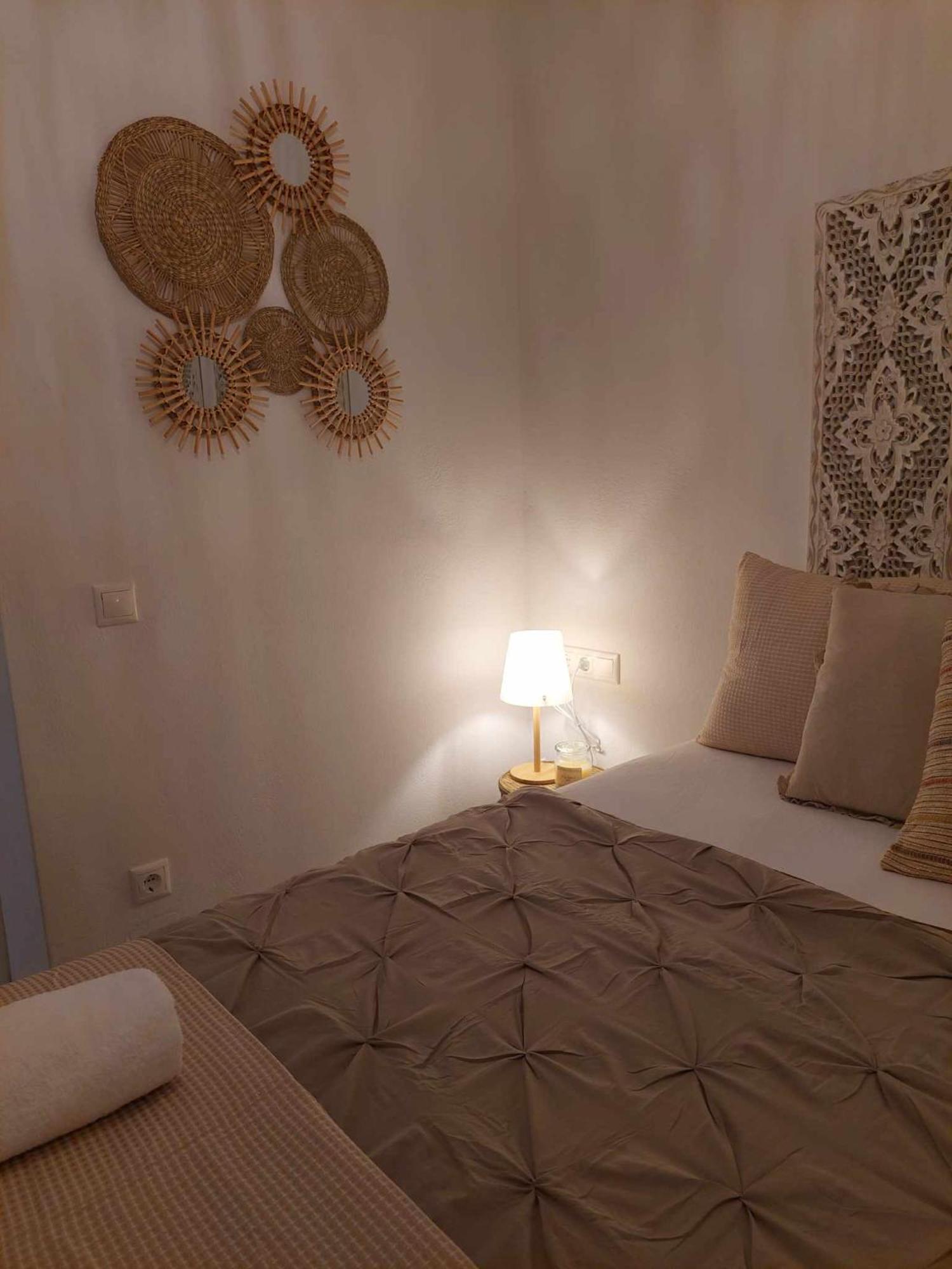 Maya Apartments, Modern And Convenient With Private Parking Apartment *