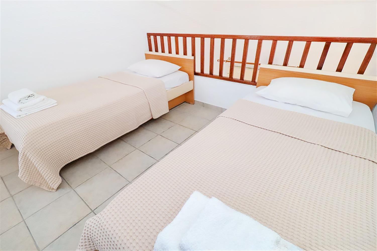 Marias / 3 Bedrooms 9 Guests Fourka