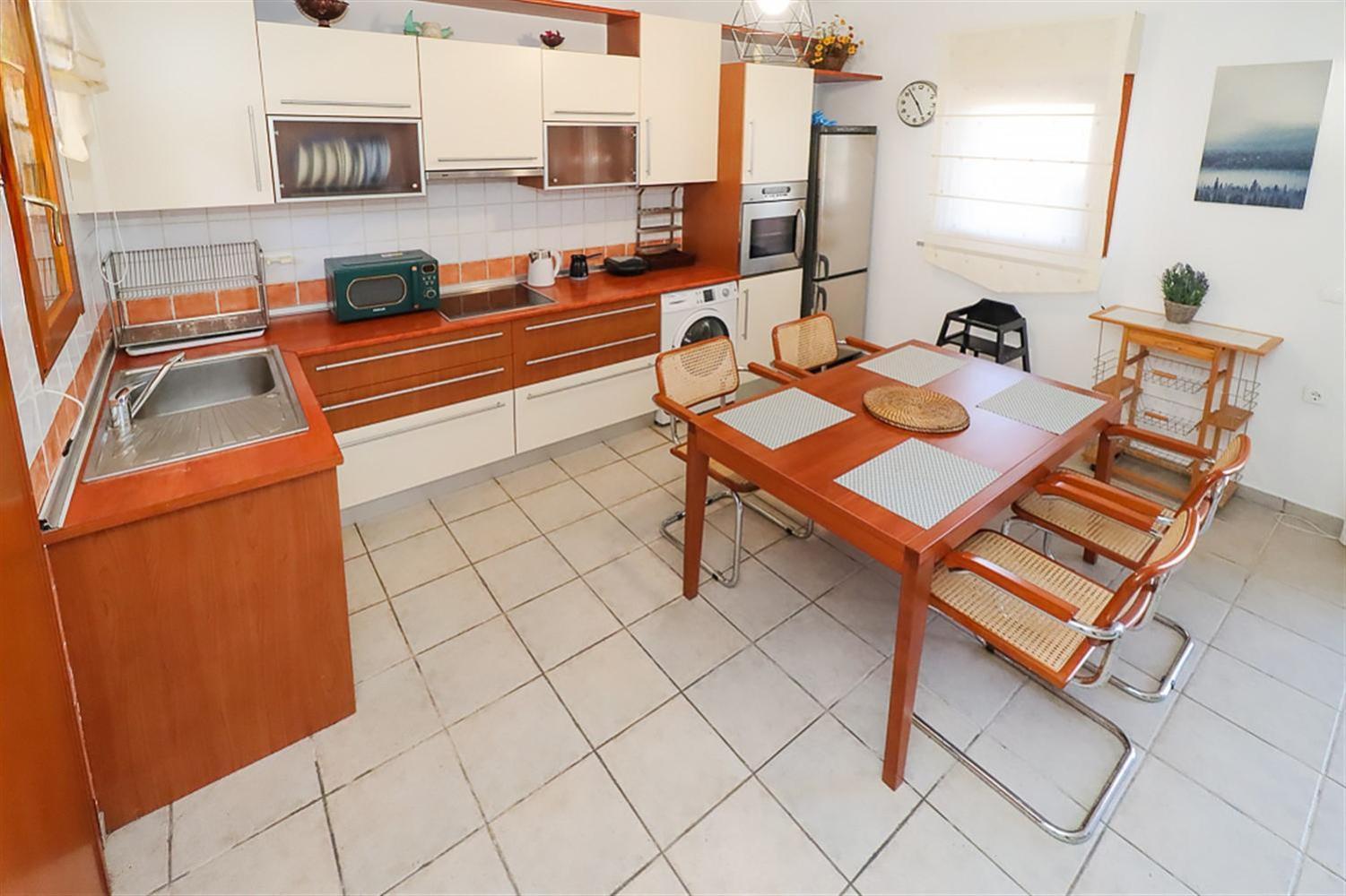 Holiday home Marias / 3 Bedrooms 9 Guests Fourka