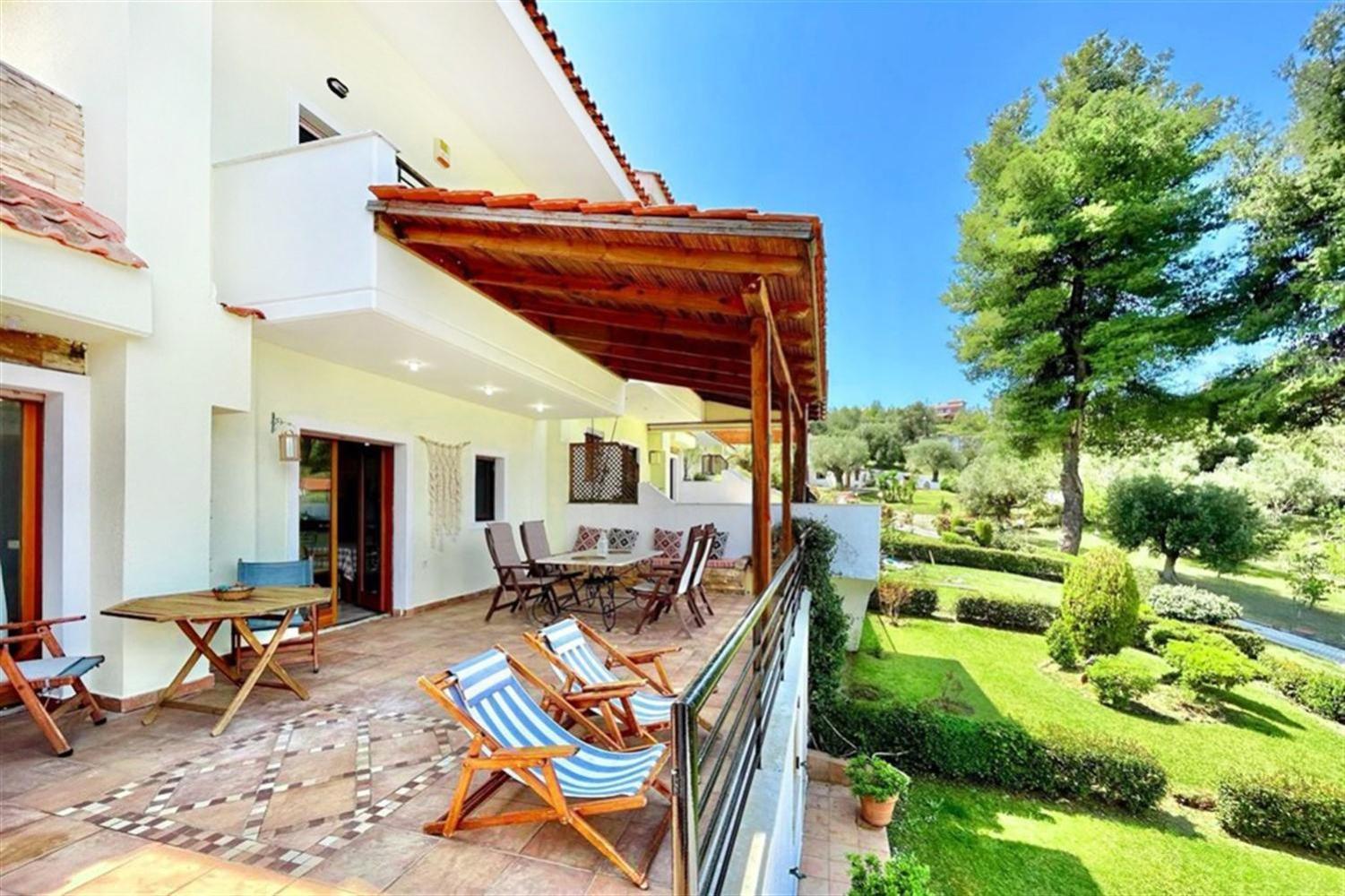 Marias / 3 Bedrooms 9 Guests * Fourka