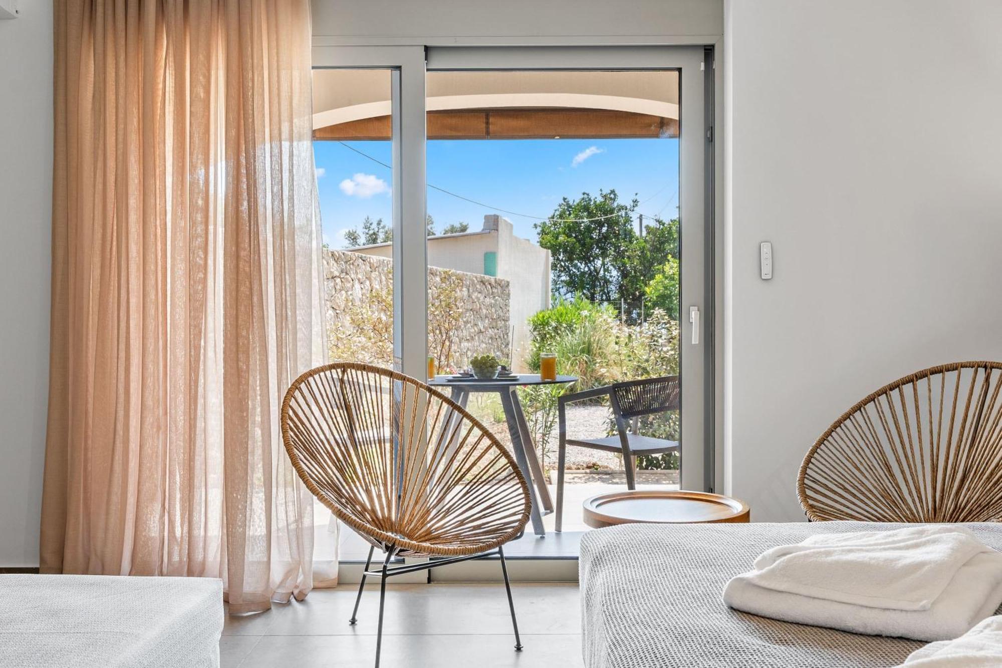 Blue Symphony Apartment
