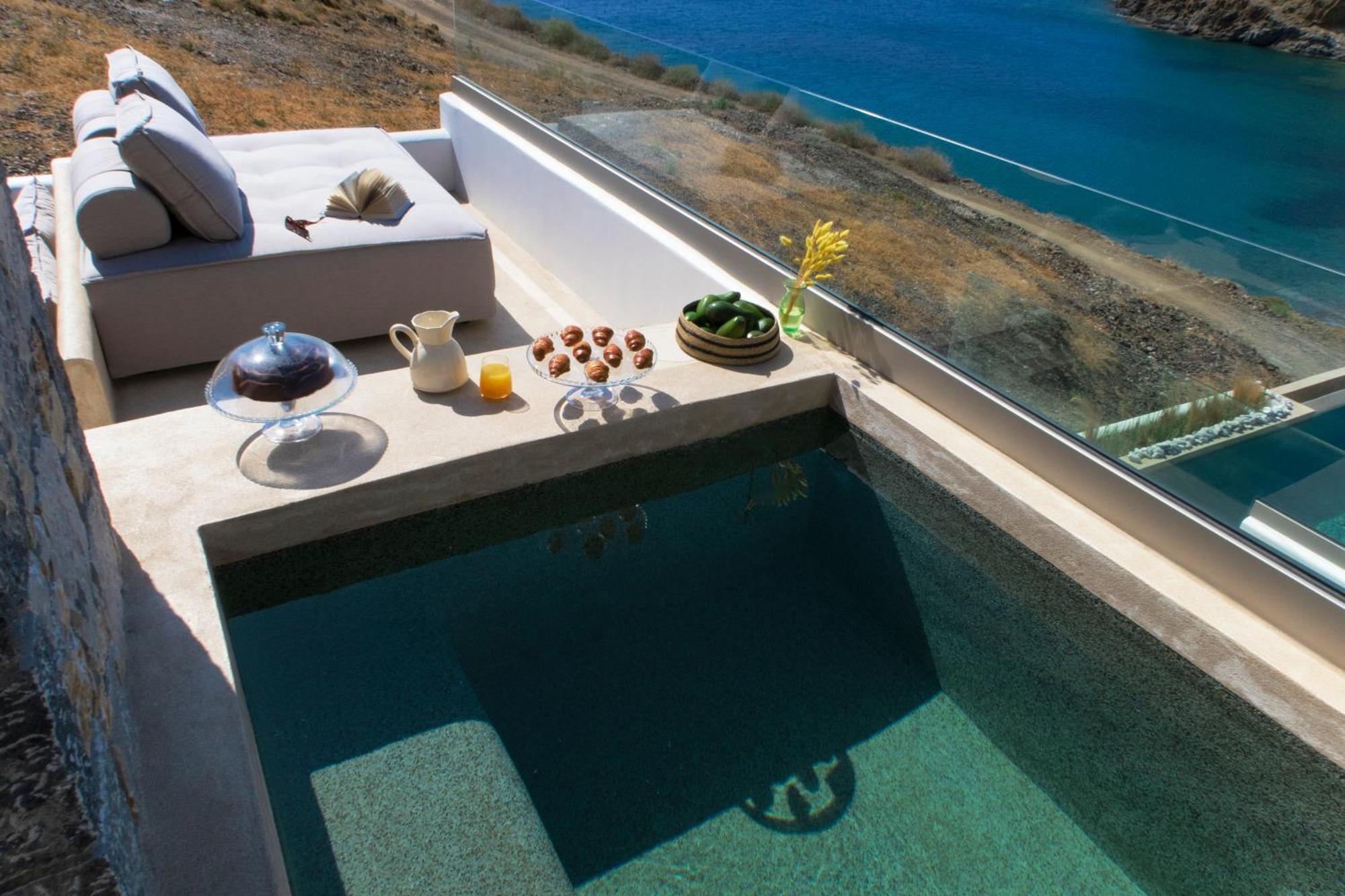 Anassa Boutique 3*