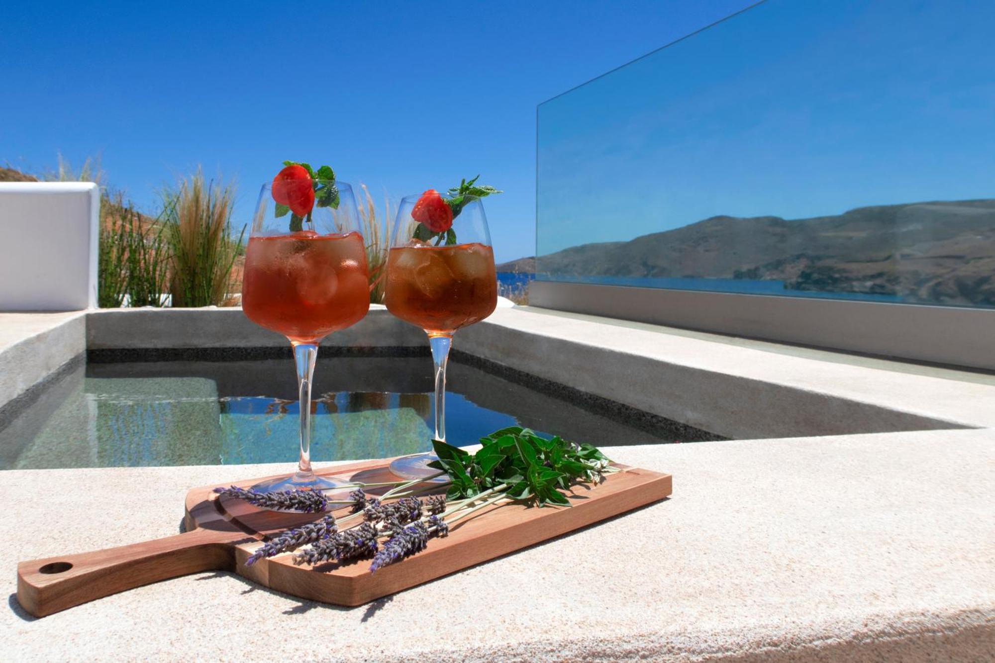 Anassa Boutique Hotel 3*