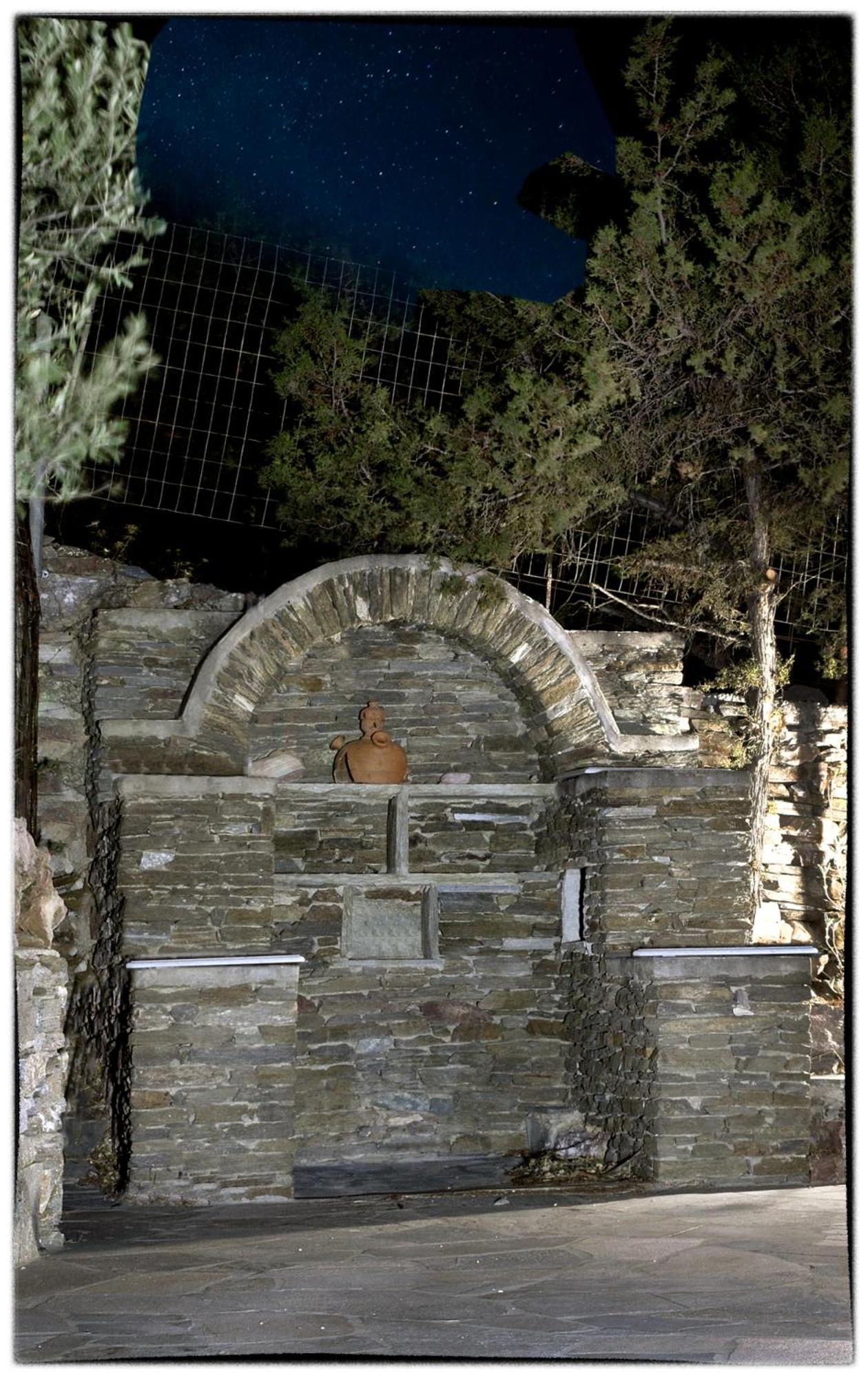 Theasis Sifnos