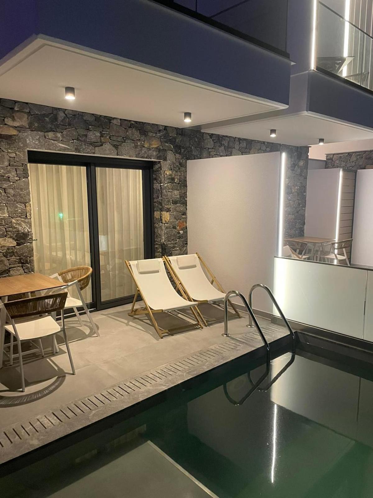 Limani Apartment