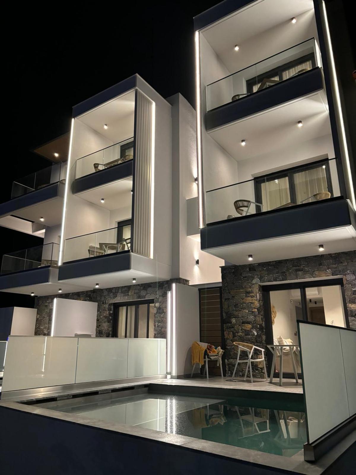 Limani Apartment *