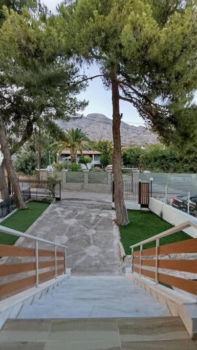 House With A Pool, 2' From The Holiday home Kinetta (Attica)