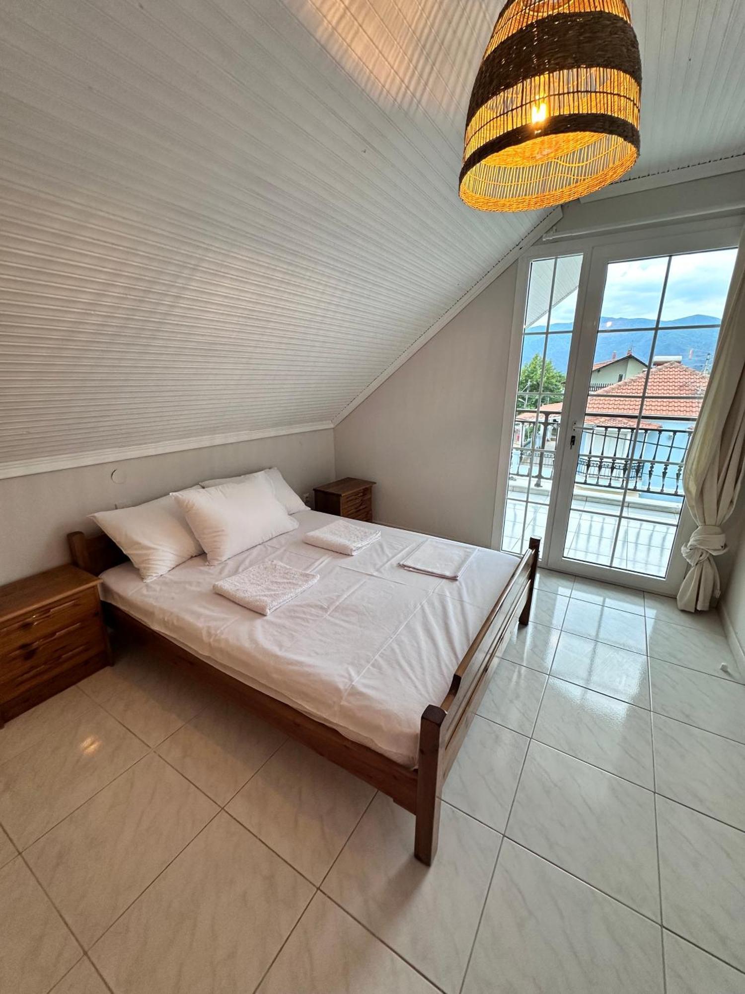 Apartment Vrasna Beach Apartments