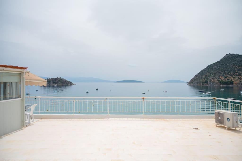 Olga's Sea View By Hsh Apartment
