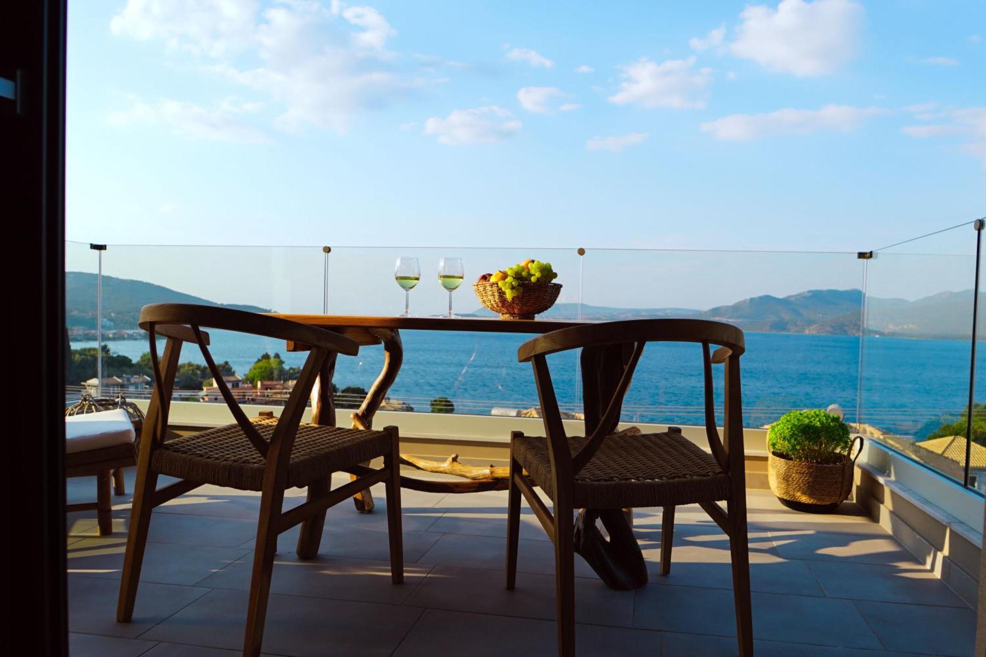 Avra Loft