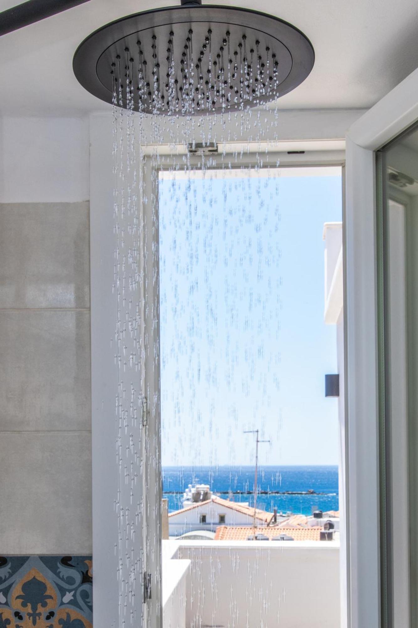 Anemis B * Tinos